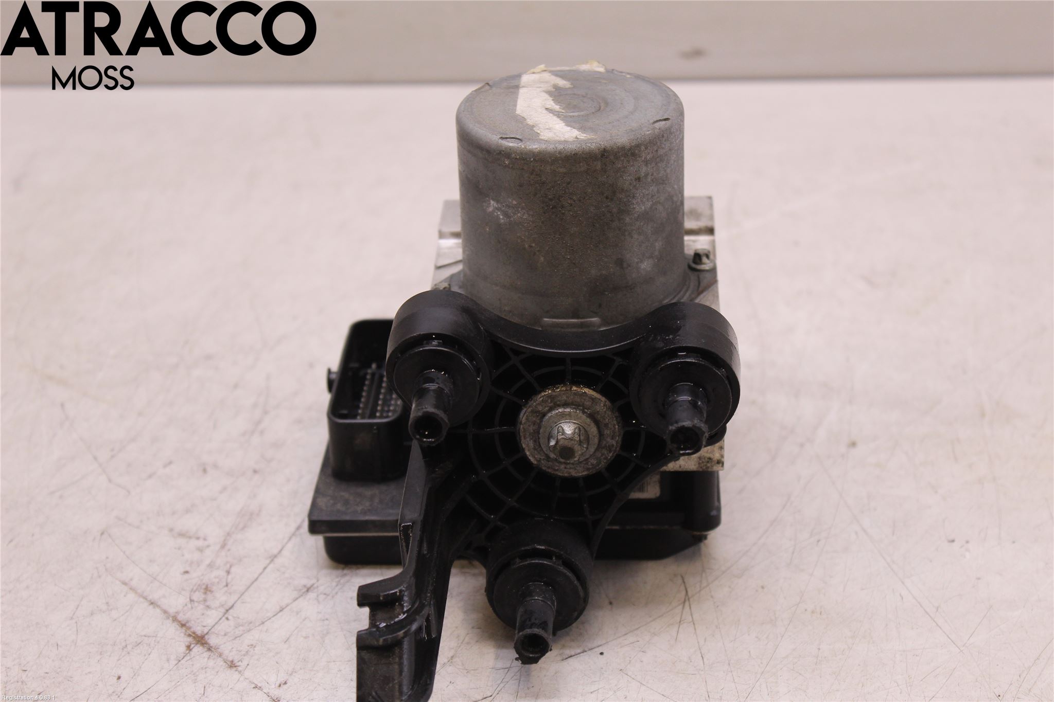 Mercedes-Benz MB E-KLASS (W212) 09-16 Abs Hydraulikkaggregat