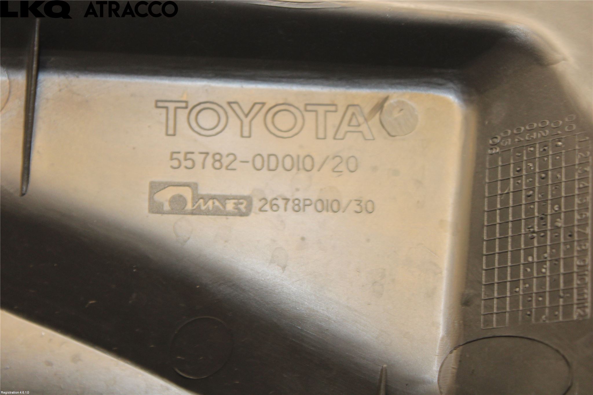 Toyota YARIS P1 03-05 Visker Deksel-Grill-Under Frr