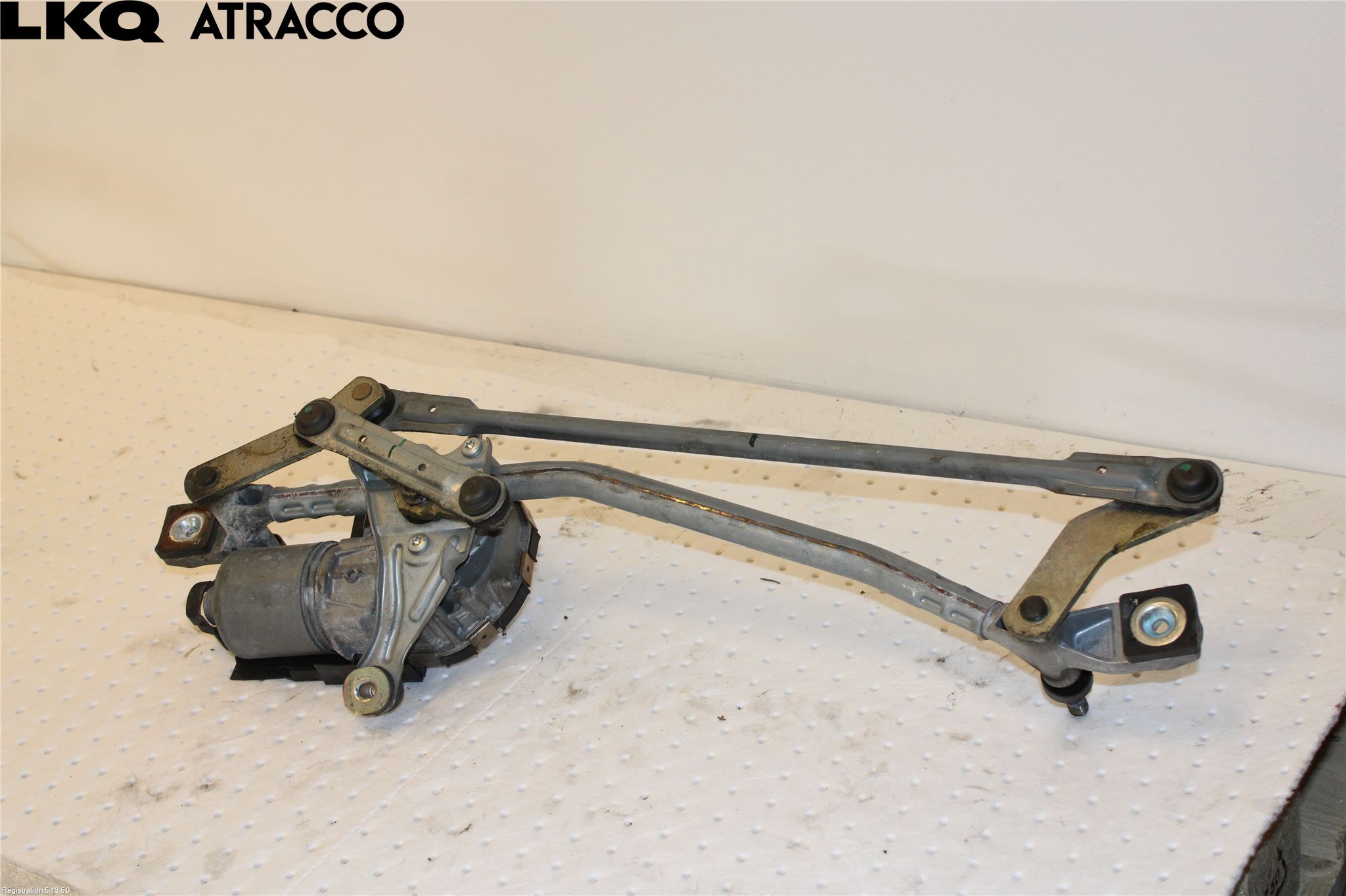 Volvo V40 12-19 Viskermotor Frontrute