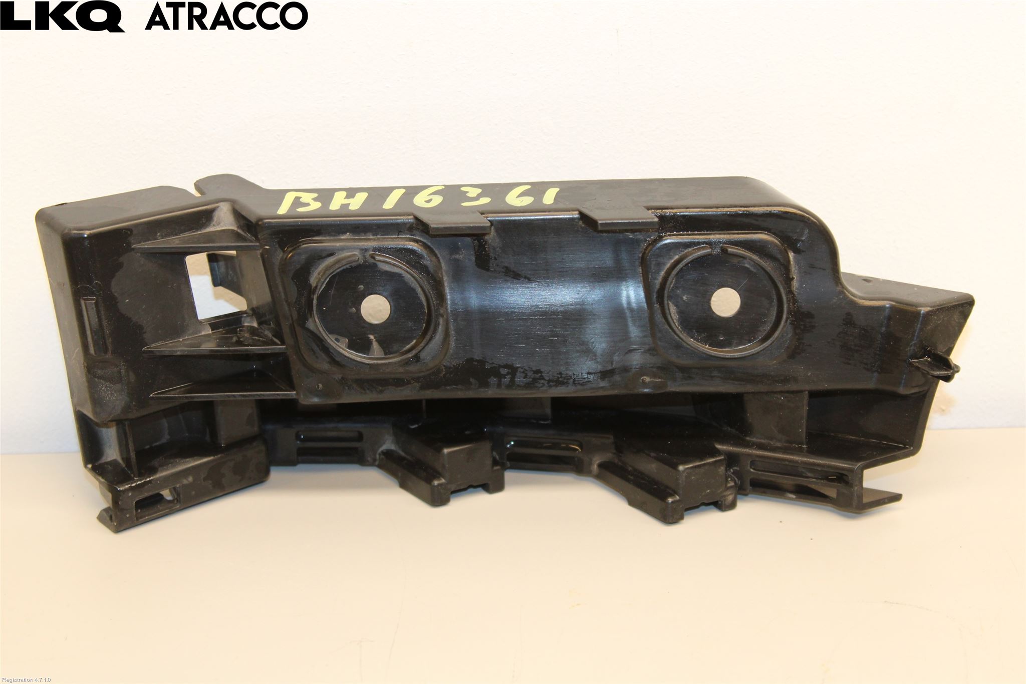 Volkswagen VW ID.4 21- Støtfangerfeste Bak Høyre