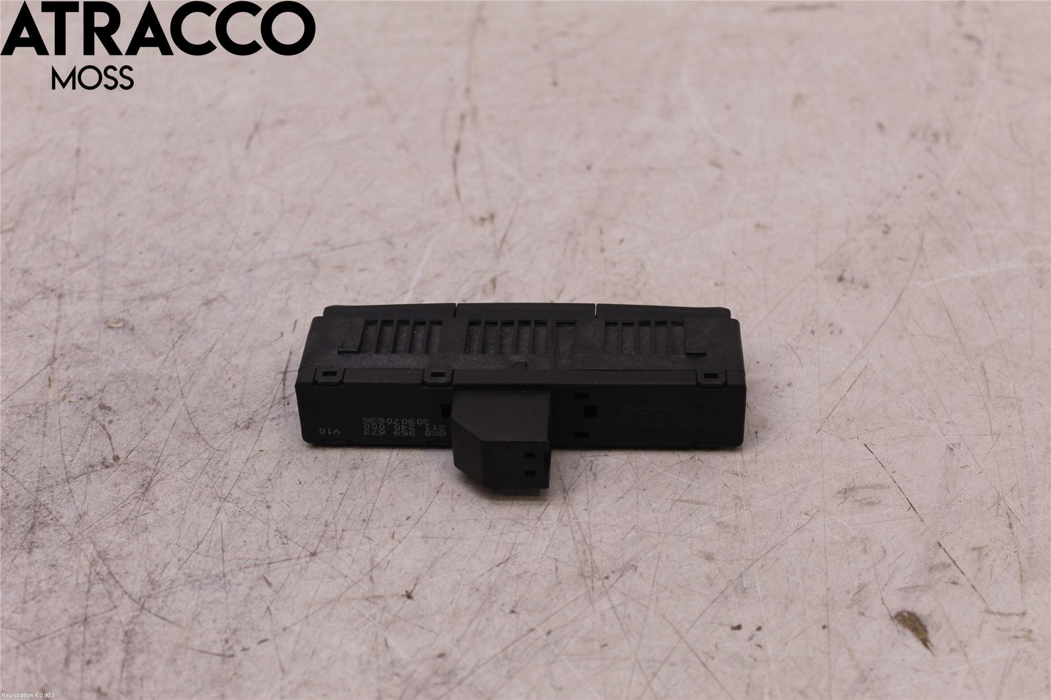 Audi A4/S4 08-11 Strömställare Antisladd