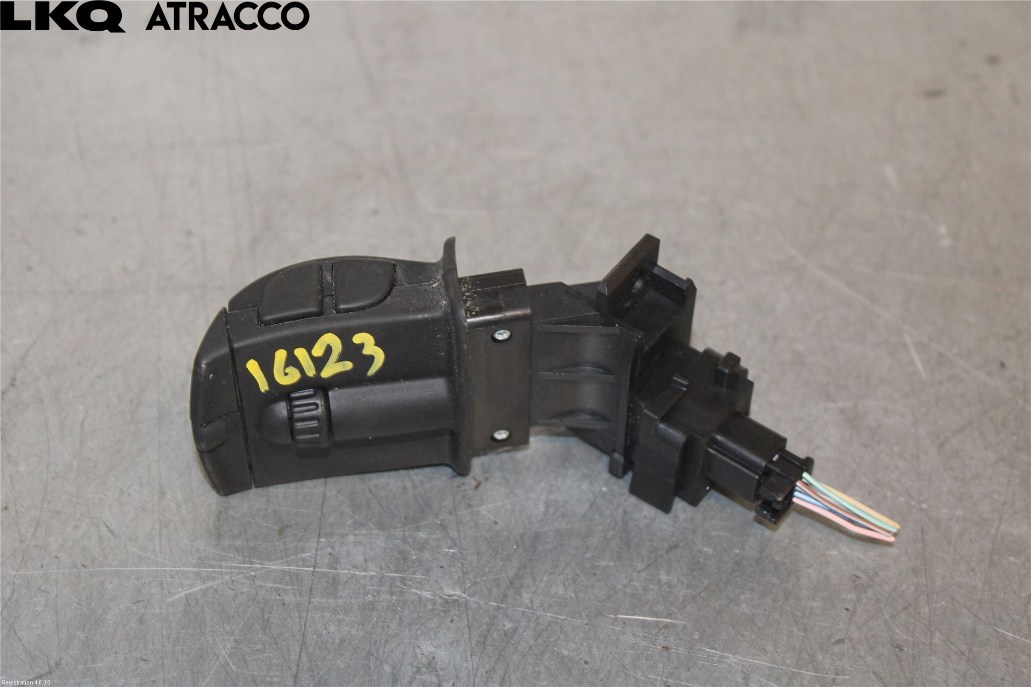 Renault ZOE/E-TECH 13- Bryter Ratt Radio-Stereo