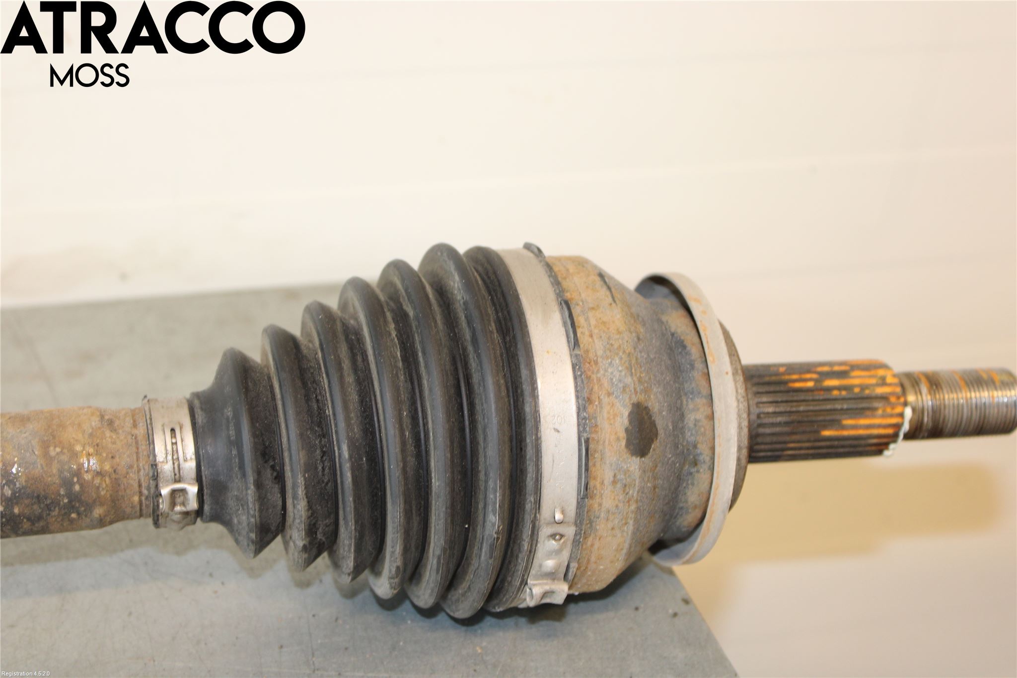 Toyota RAV4 19- Drivaksel Foran Kompl Høyre