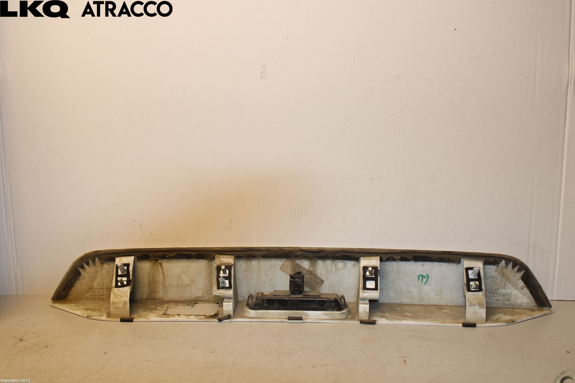 Ford TRANSIT/TOURNEO COURIER 13-23 Bakluke Handtak Ytre