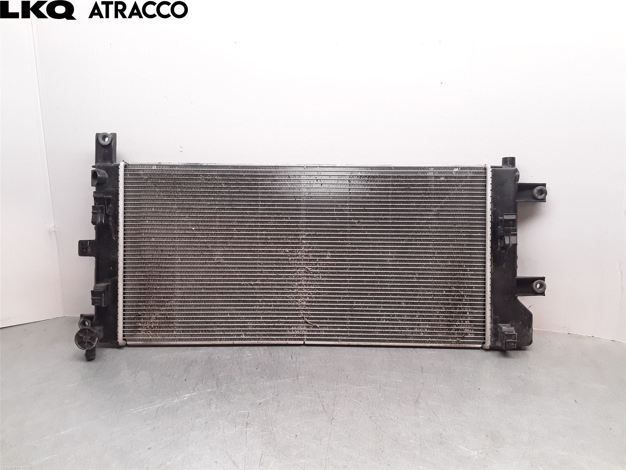 Nissan LEAF 18- Radiator Automat