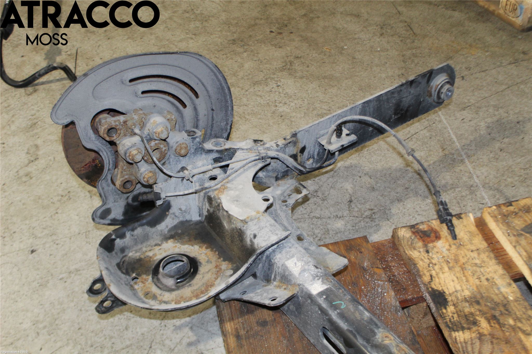 Renault TRAFIC/E-TECH 15- Bakaksel Feste Travers-Ramme