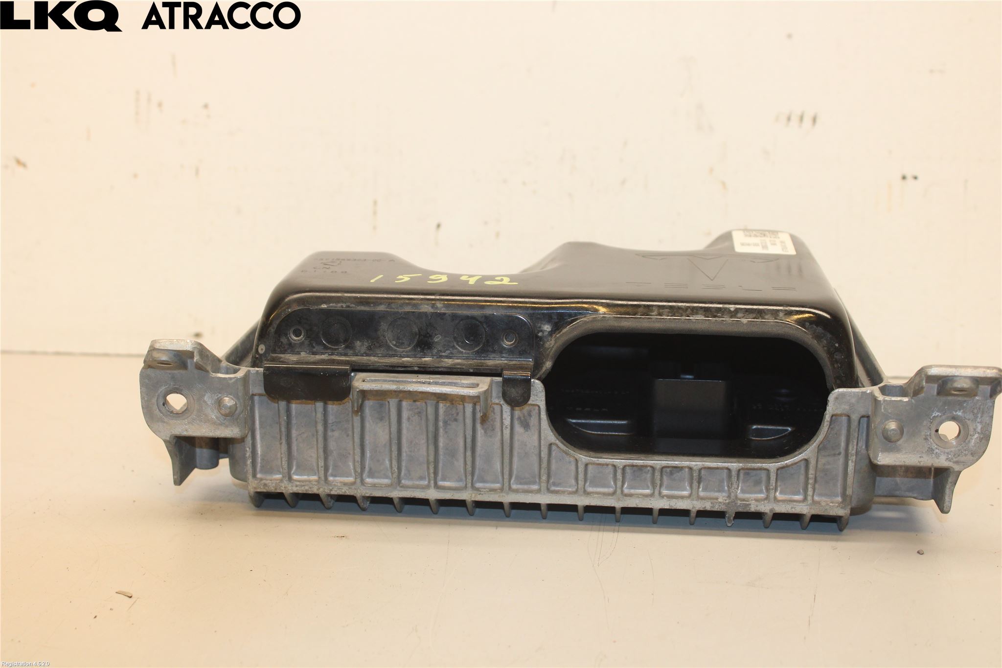 Tesla MODEL 3 17- Styreenhet Fjæring