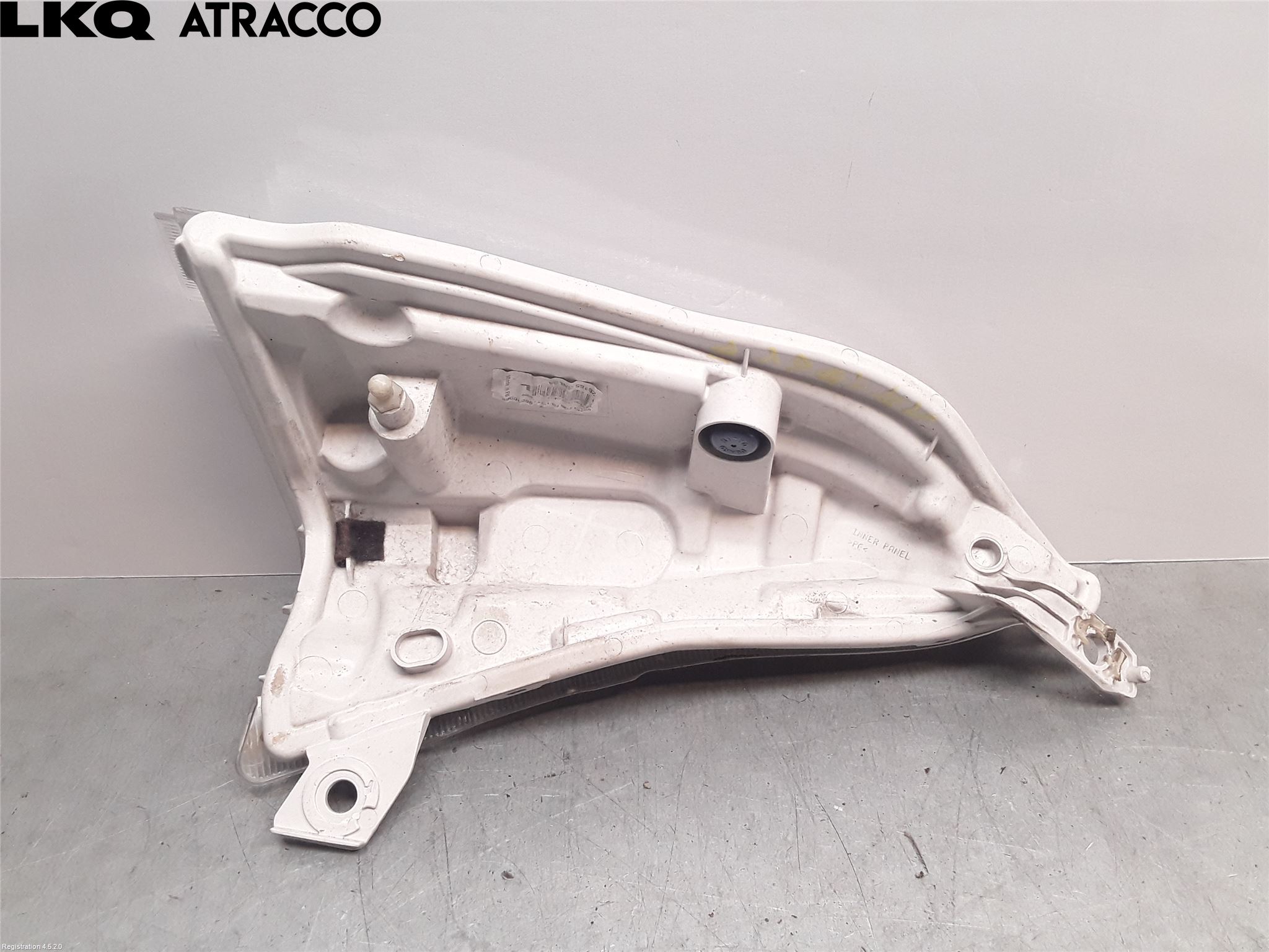 Nissan LEAF 11-17 Frontlykt Venstre