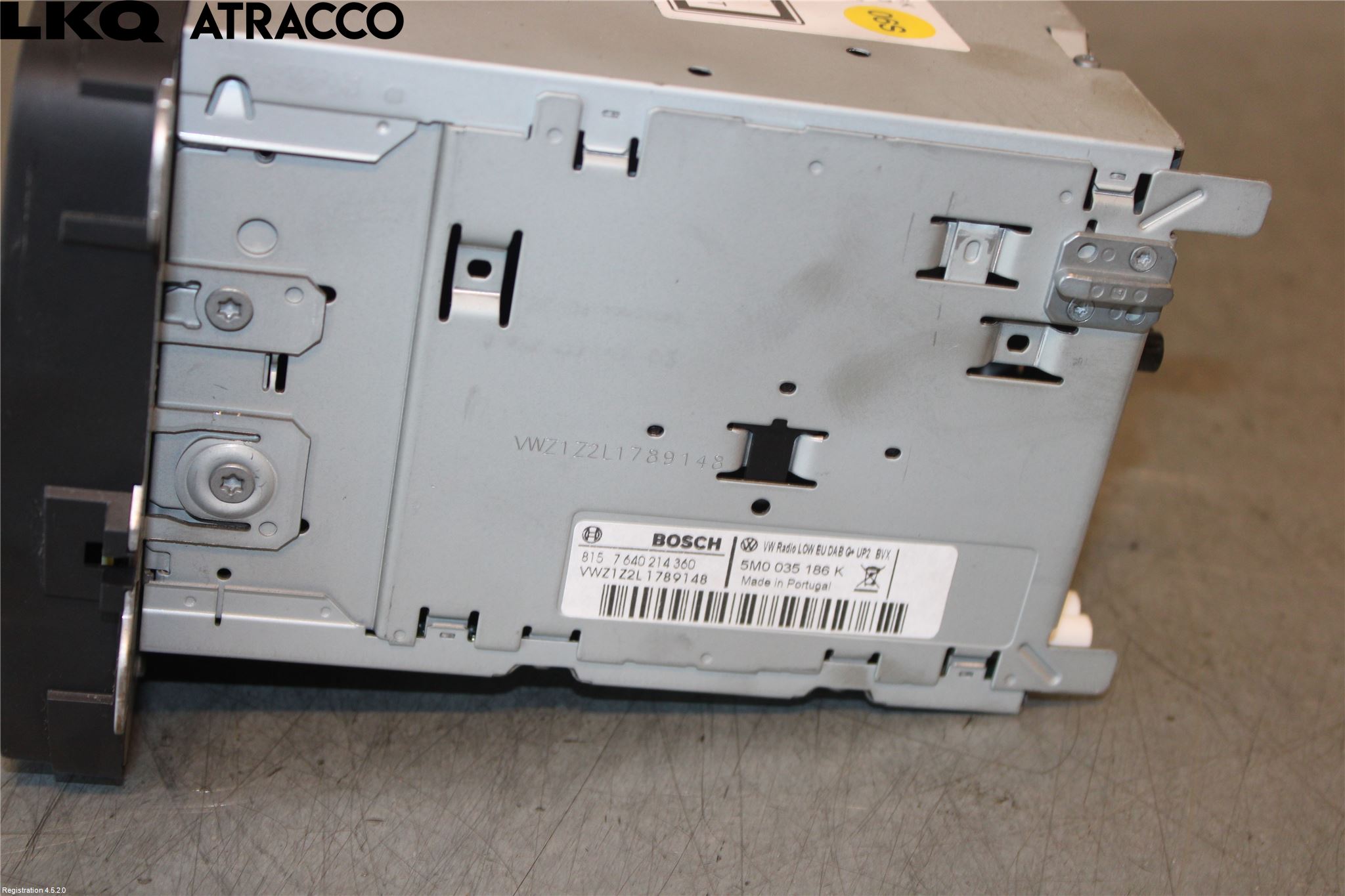 Volkswagen VW TRANSP/CARAVELLE (T5) 04-15 Stereo Radio Med Cd