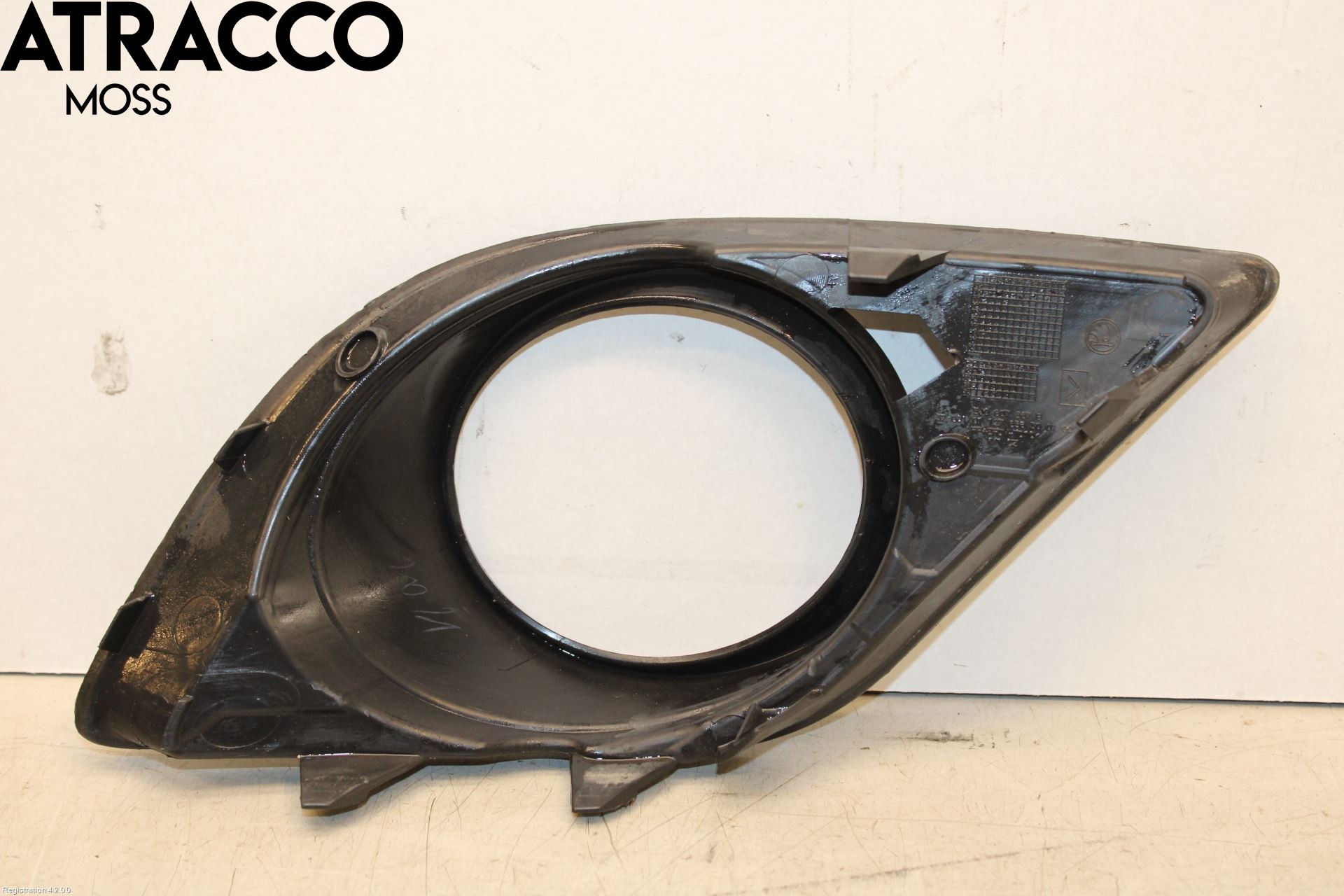 Skoda FABIA 07-14 Frontlykt Kurve-Tåkelys Ramme