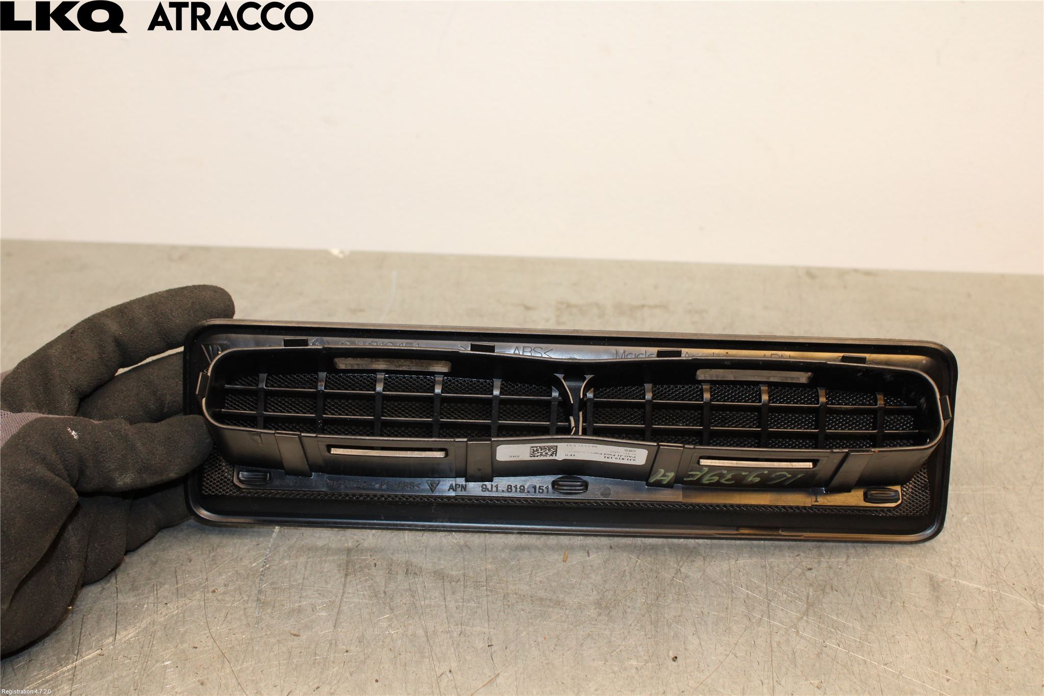 Porsche TAYCAN 20- Dashbord Kanal - Dyse