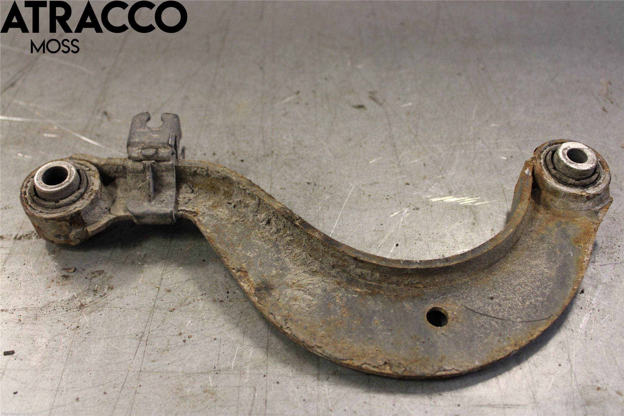 Volkswagen VW GOLF VI 09-13 Bærearm Bak Høyre Øvre