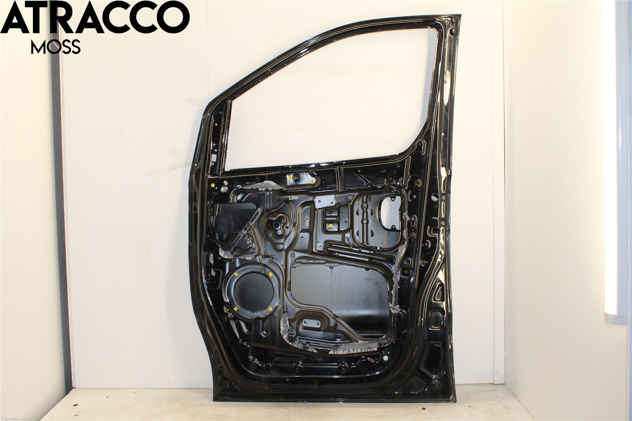 Hyundai H-1/STAREX 08-21 Dør 4D Foran Høyre