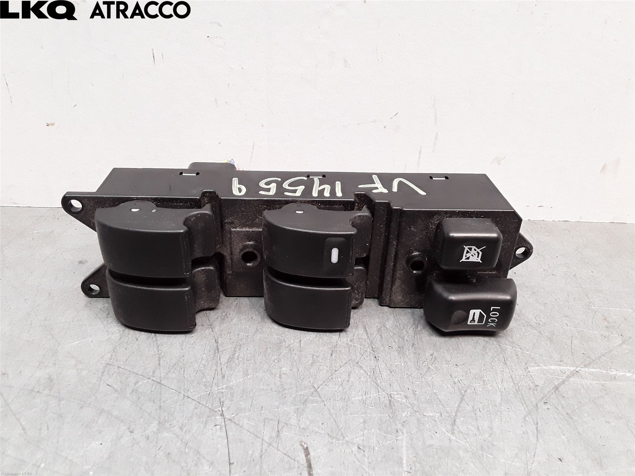 Citroen C4 AIRCROSS Bryter Vindusheis