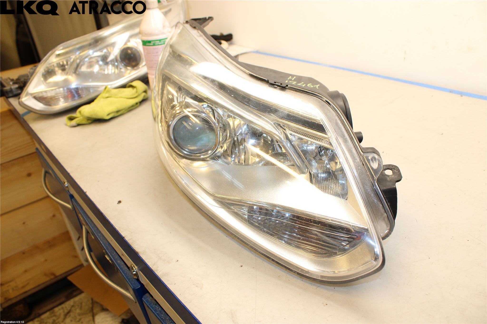 Ford FOCUS 11-14 Frontlykt Hus Høyre