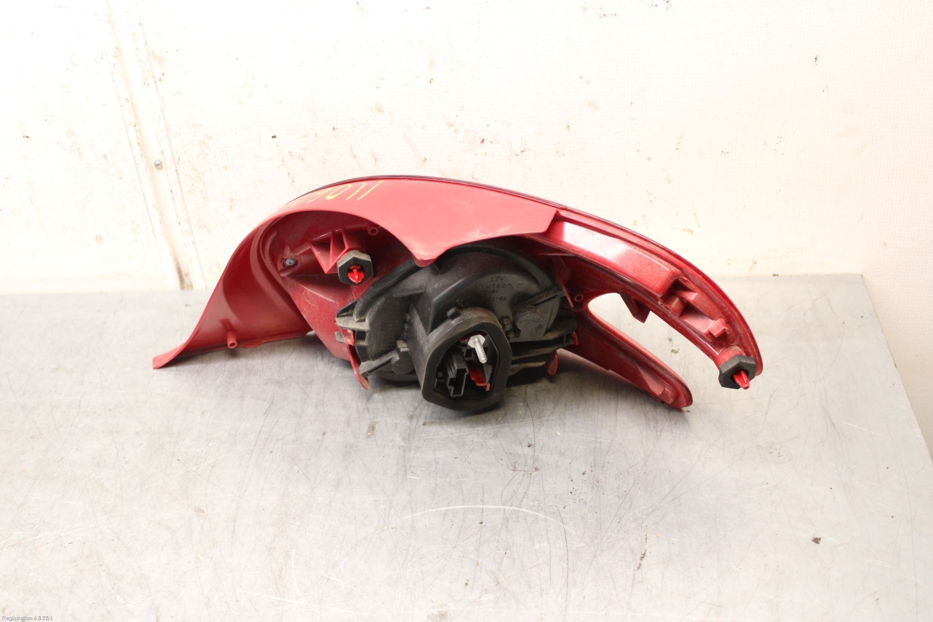 Peugeot 208 12-15 Baklykt Venstre