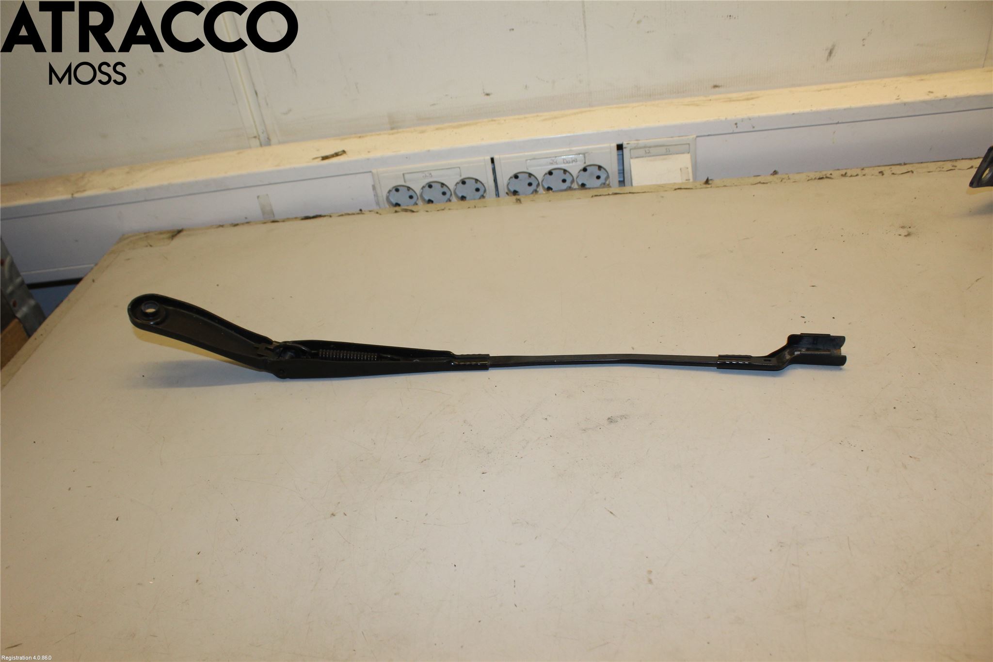 Volvo V60 11-13 Viskerarm-Armer Frontrute