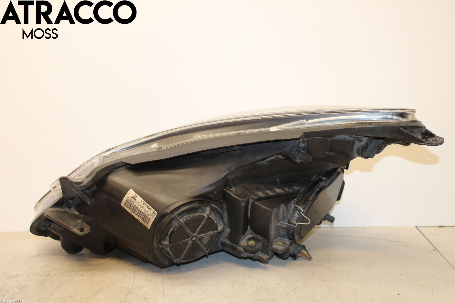 Opel CORSA D 07-14 Frontlykt Høyre