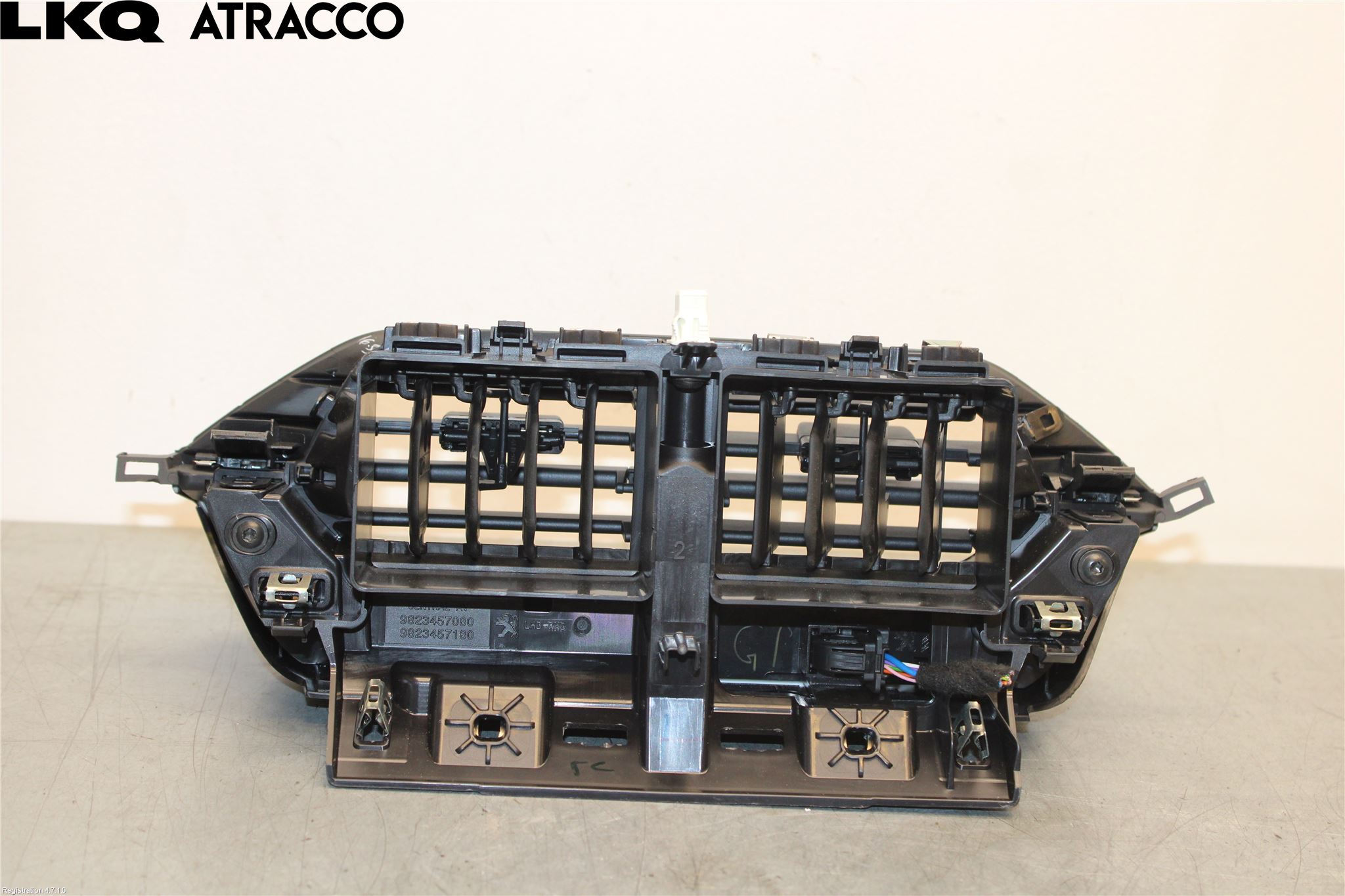 Peugeot 2008/E-2008 20- Bryter Luft Sirkulasjon