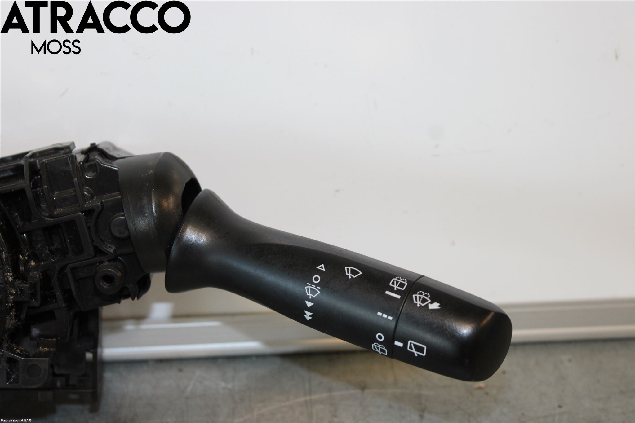 Toyota YARIS XP130 12-14 Bryter Ratt Kombi H Og V