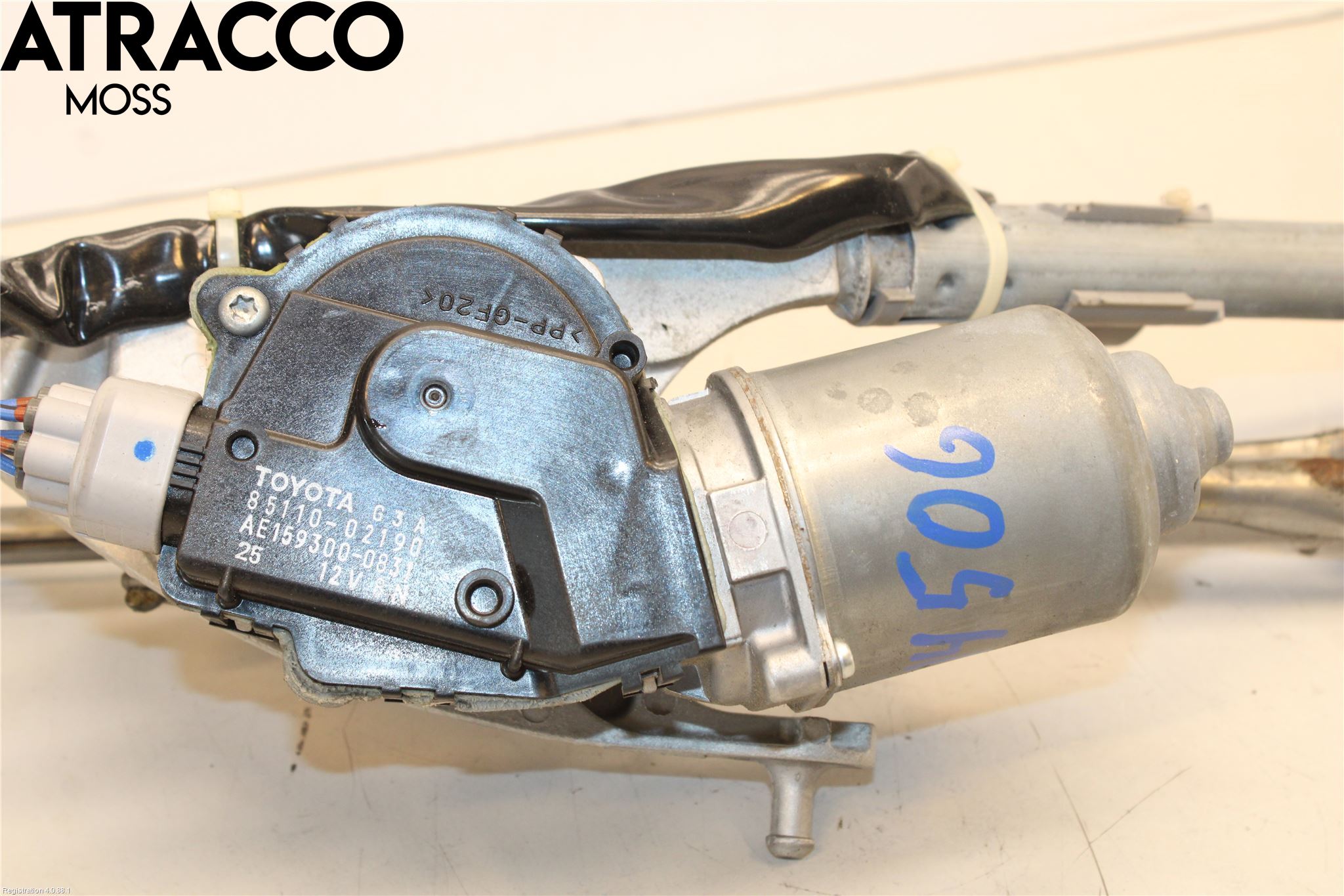 Toyota AURIS 10-12 Viskermotor Frontrute