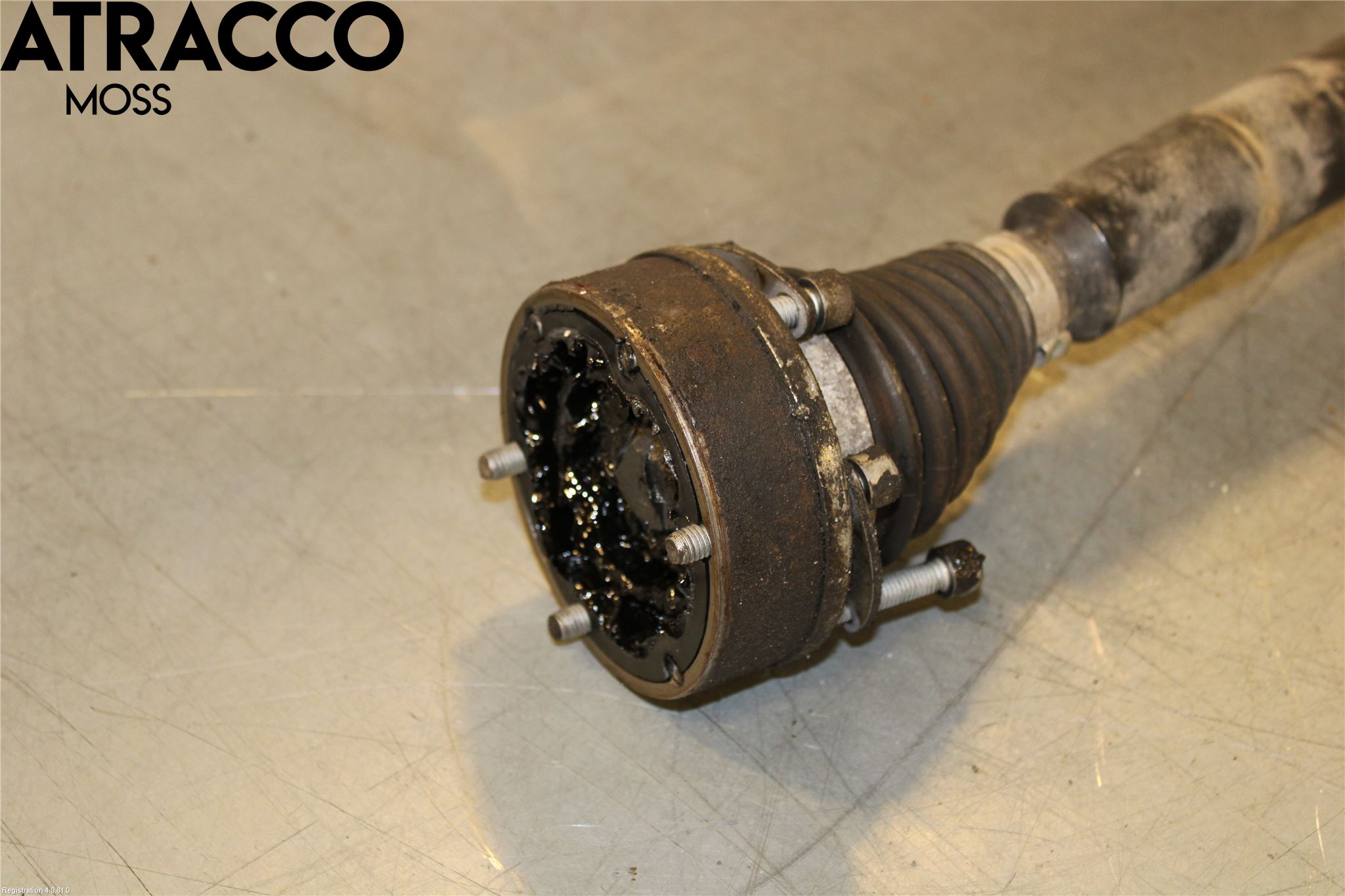 Volkswagen VW PASSAT 05-11 Drivaksel Foran Kompl Høyre