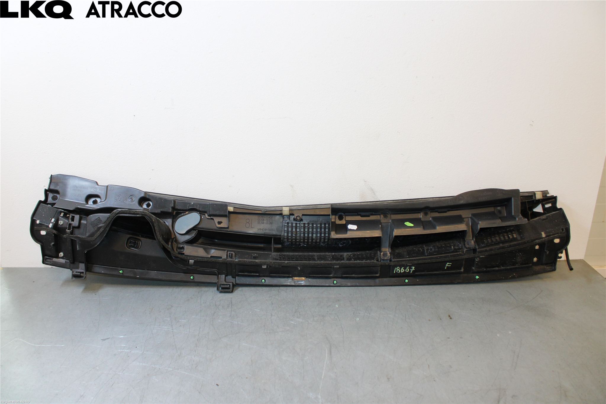 Toyota YARIS XP130 15-20 Visker Deksel-Grill-Under Frr