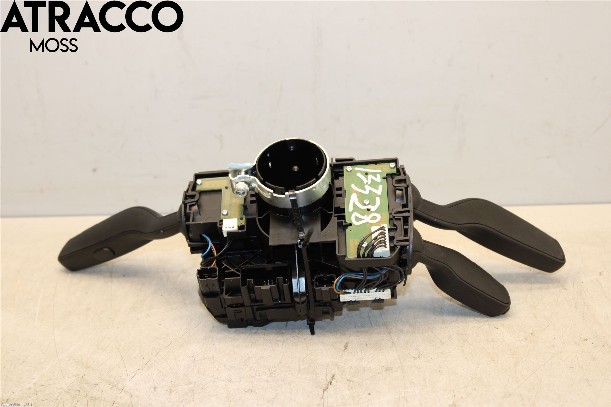 Audi Q5 09-16 Bryter Ratt Kombi H Og V