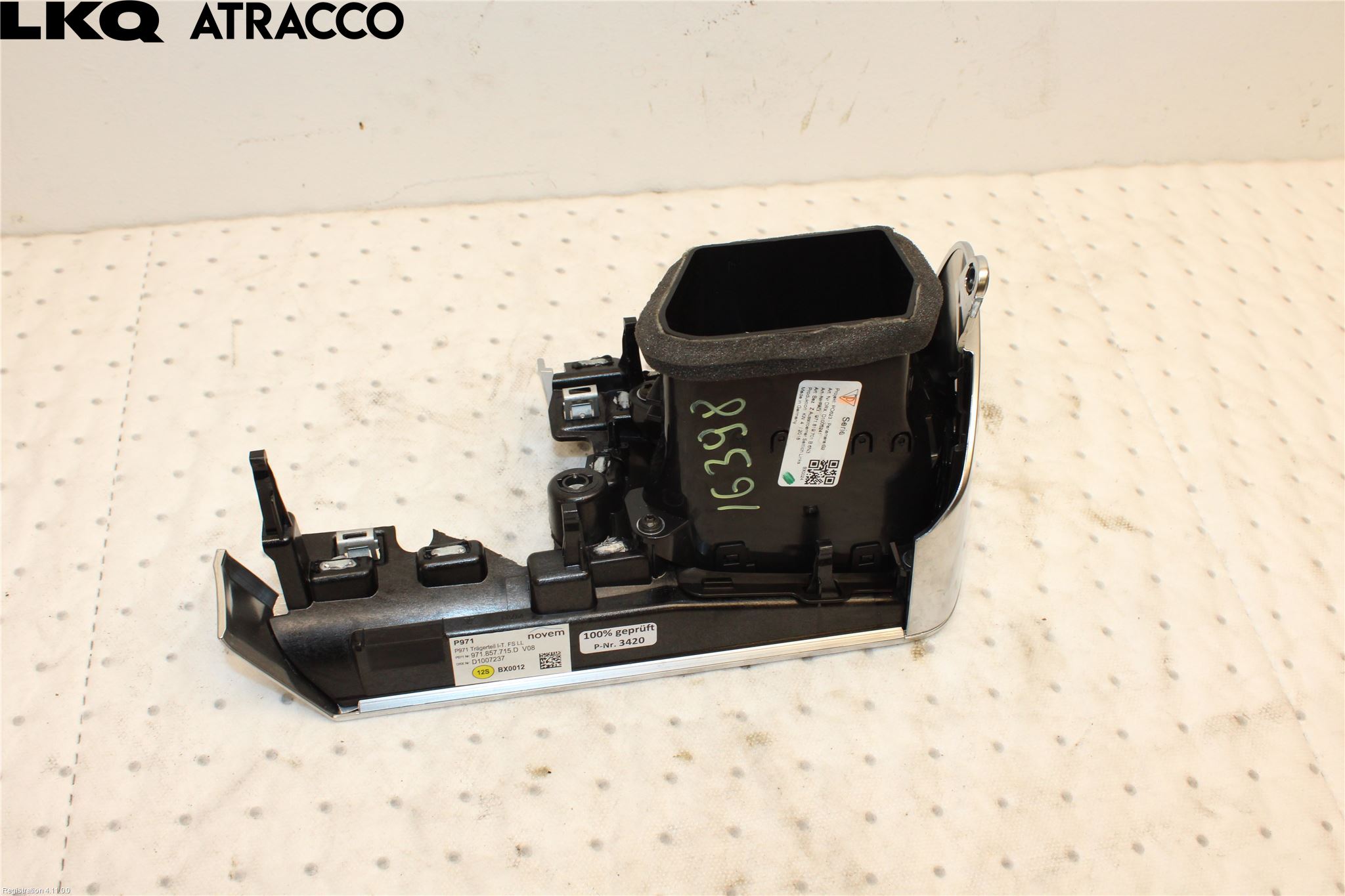 Porsche PANAMERA 09- Dashbord Kanal - Dyse