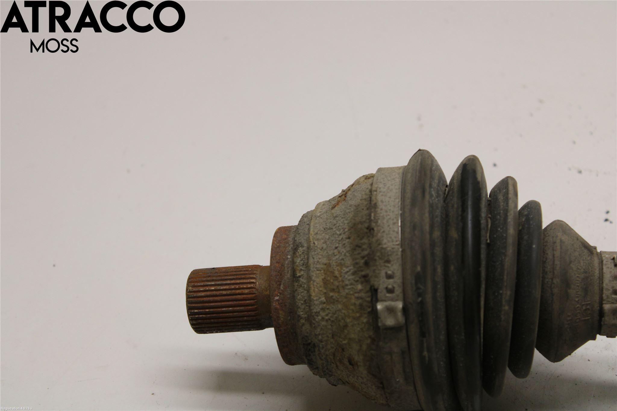 Skoda SUPERB 09-15 Drivaksel Foran Kompl Venstre