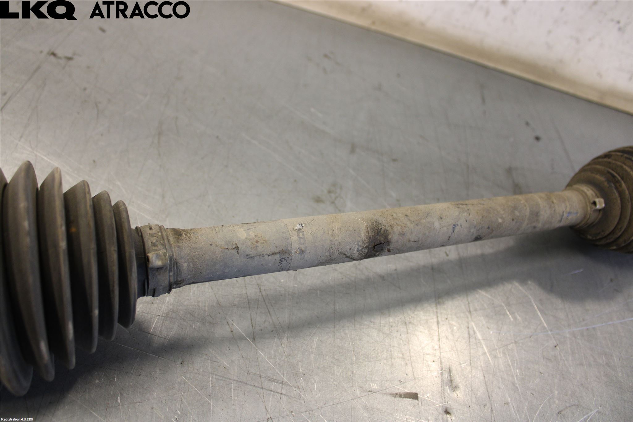 Mercedes-Benz MB ML (W164) 05-11 Drivaksel Foran Kompl Høyre