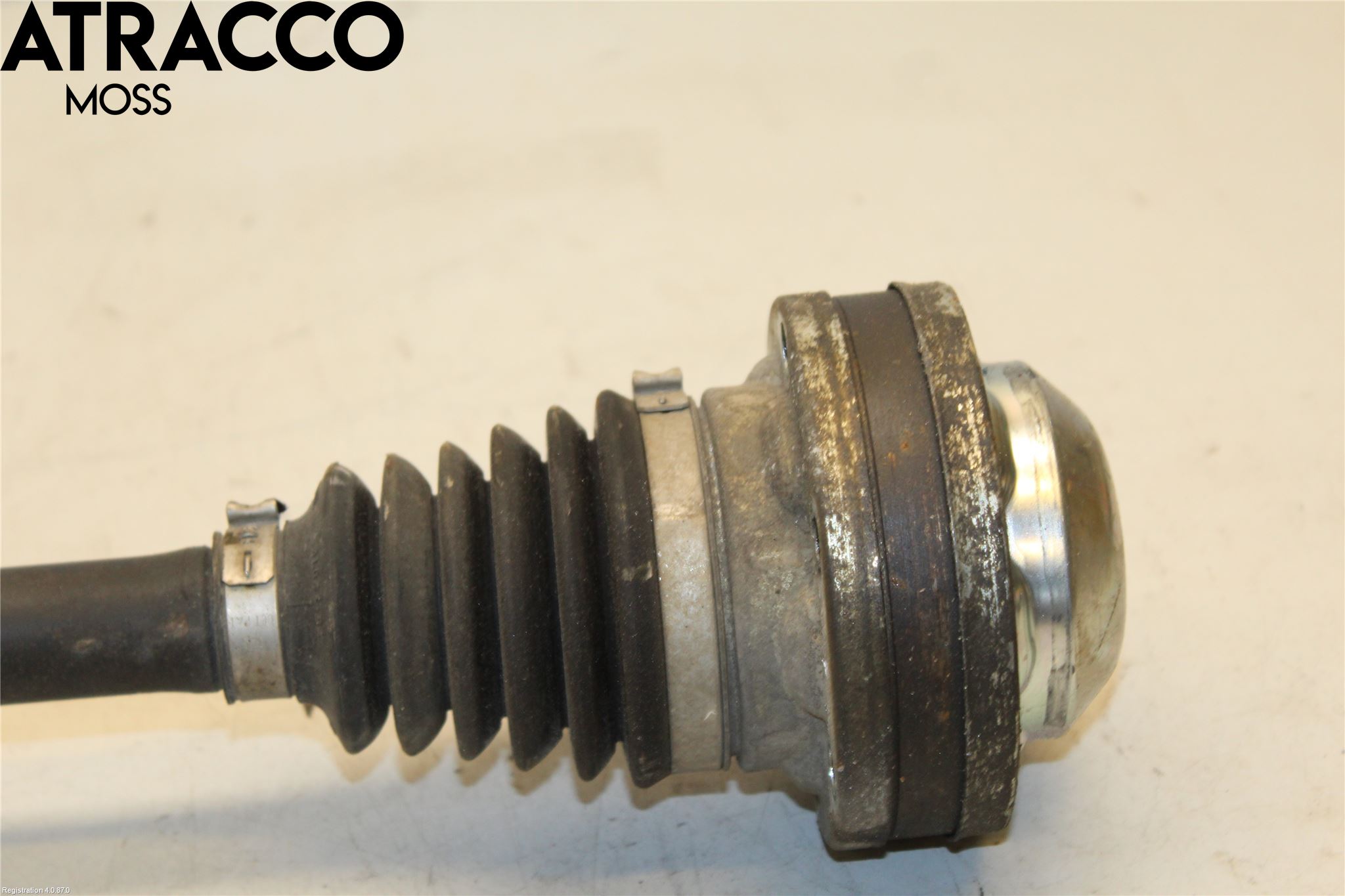 Volkswagen VW PASSAT 05-11 Drivaksel Foran Kompl Venstre