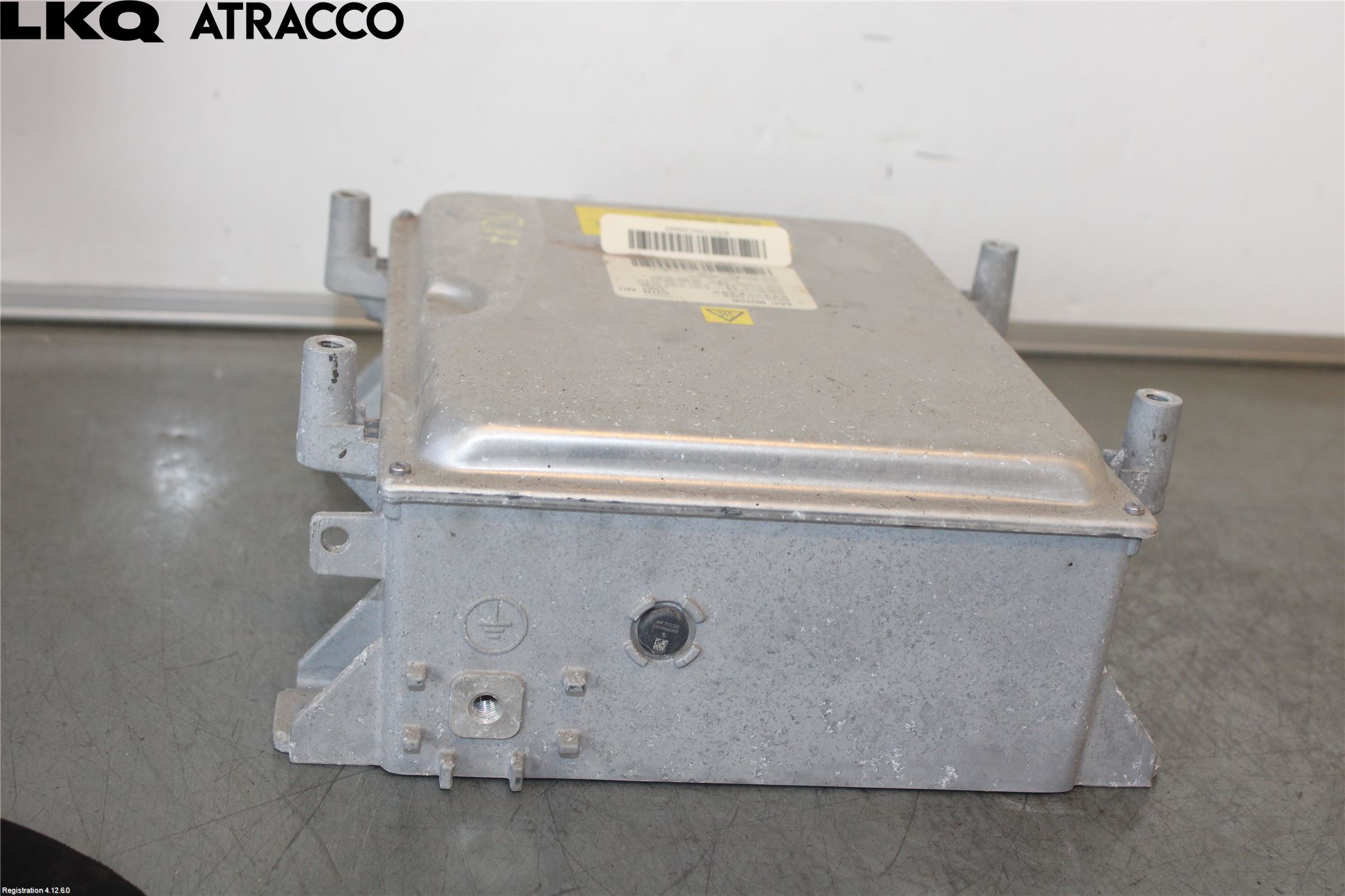 MG ZS EV 20- Inverter 12-)220V