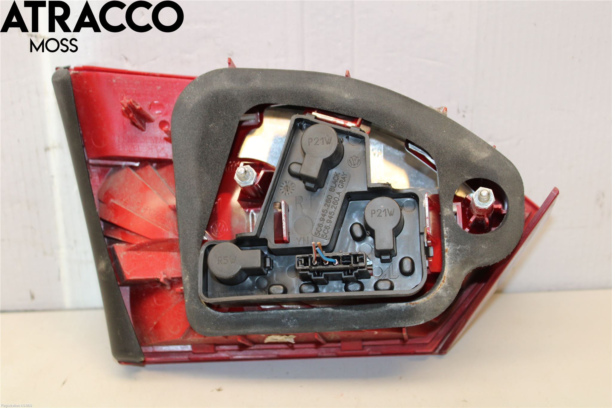 Volkswagen VW JETTA V 06-10 Baklykt Høyre  På Luke(Indre)