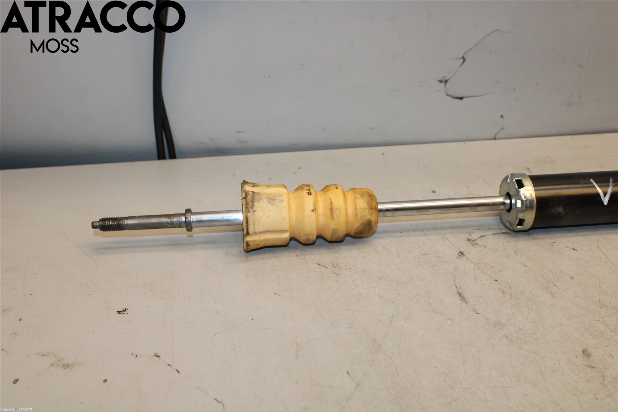 Toyota YARIS XP130 15-20 Støtdemper Bak