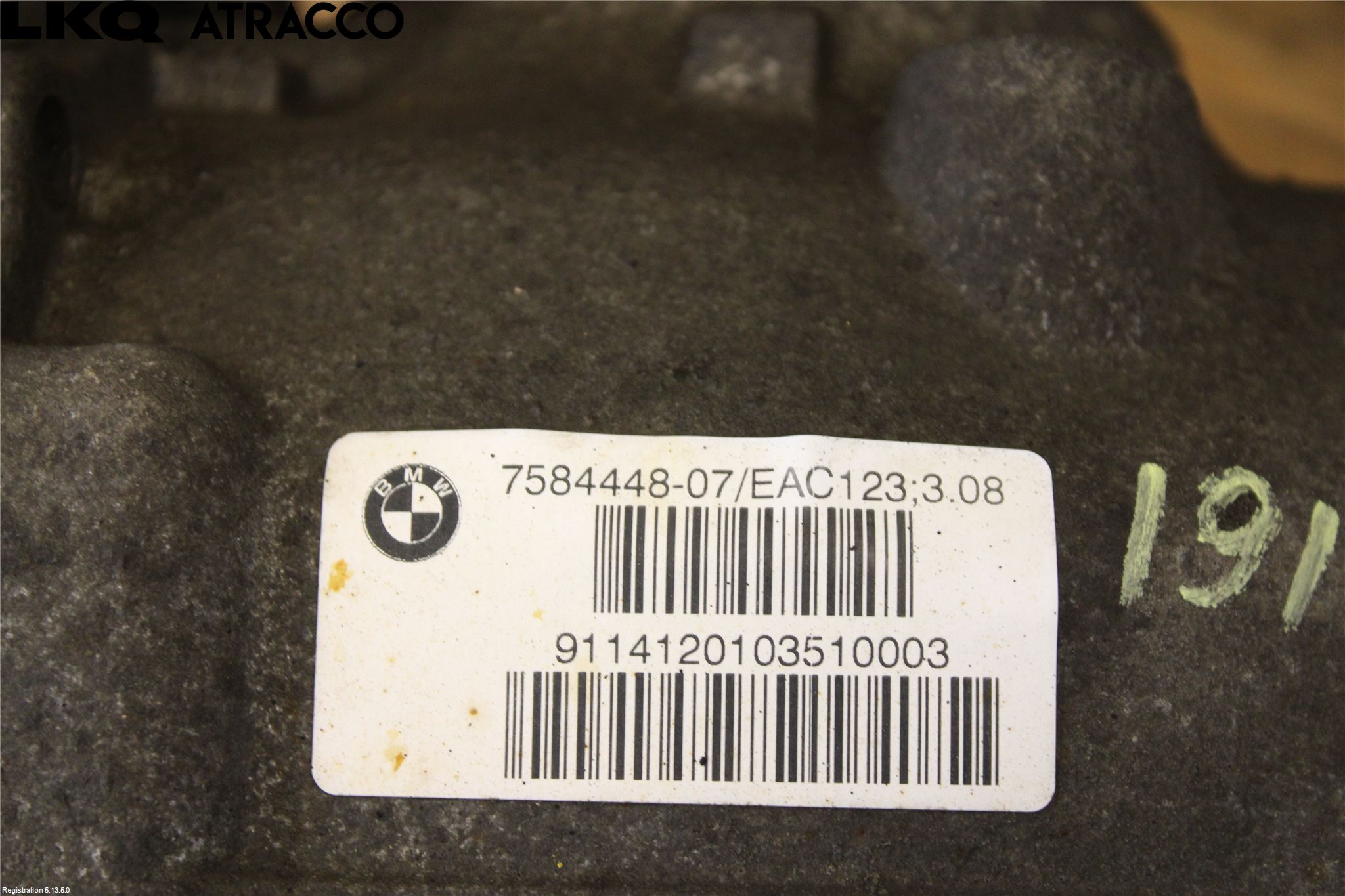 BMW 5 F10/F11/F18 09-17 Bakaksel Kardang Bak -Diff