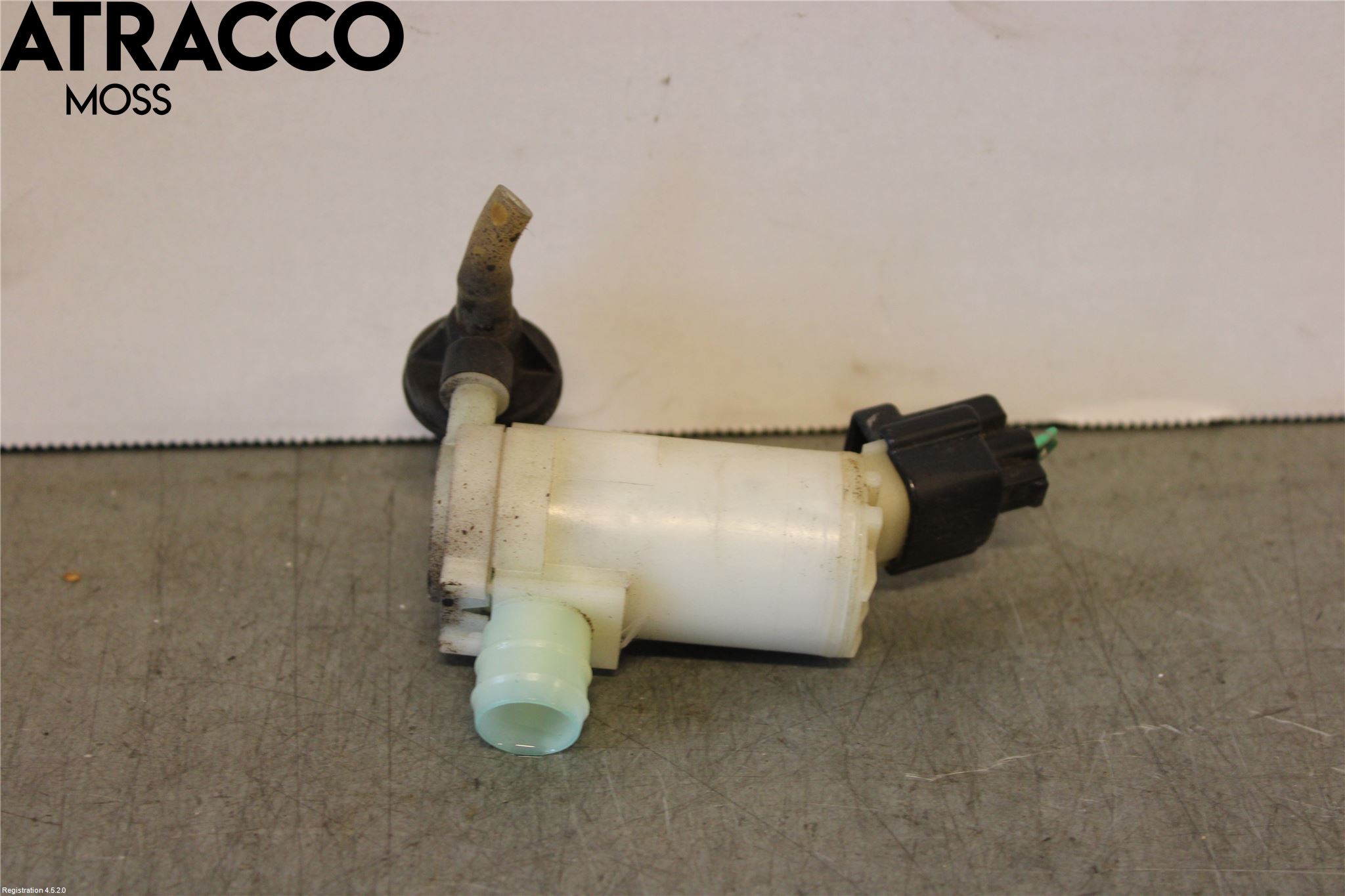 Mitsubishi SPACE STAR 13- Spylerpumpe Frontrute