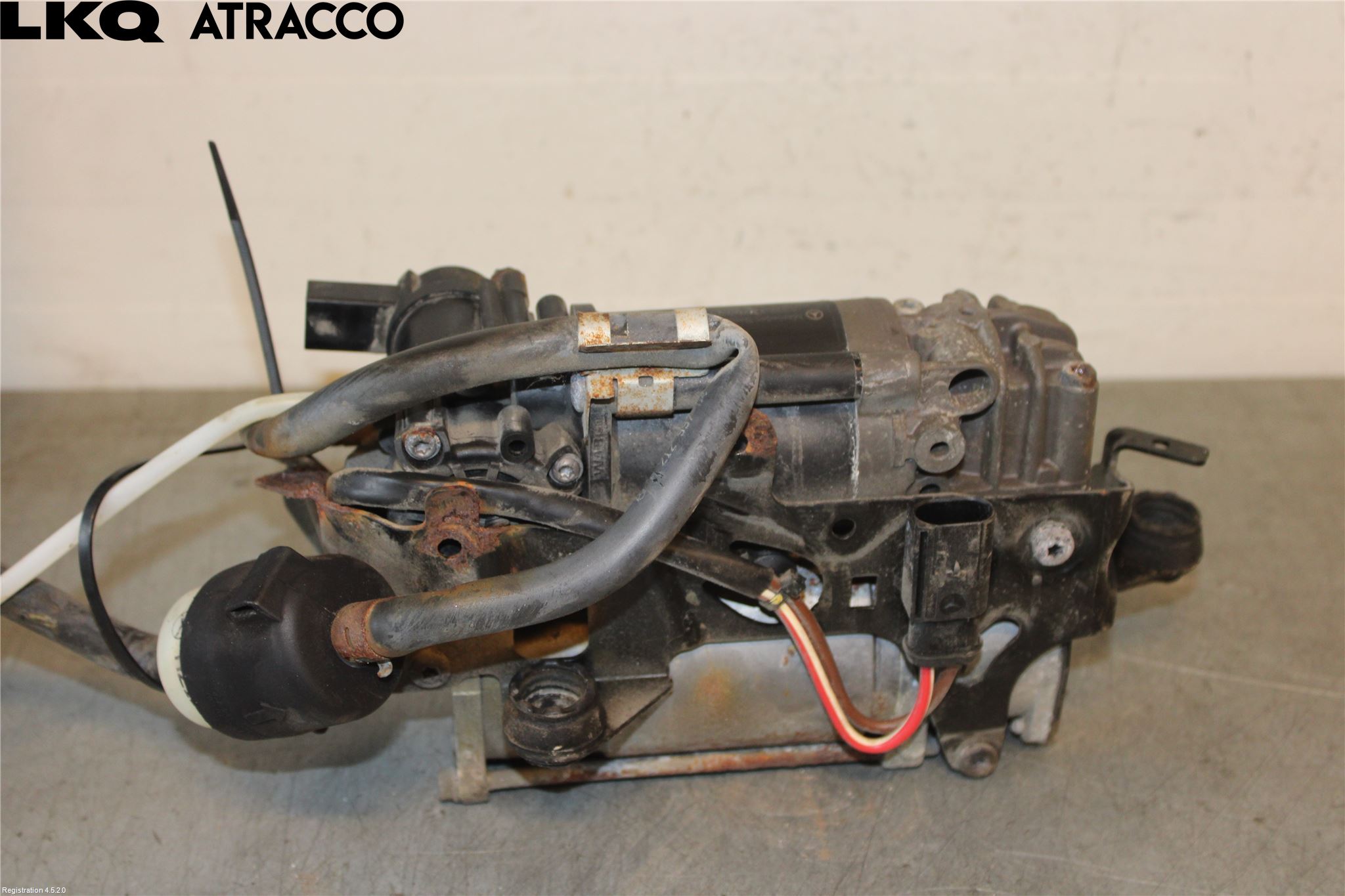 Mercedes-Benz MB E-KLASS (W212) 09-16 Fjæring Kompressor Støtd-Fjæri