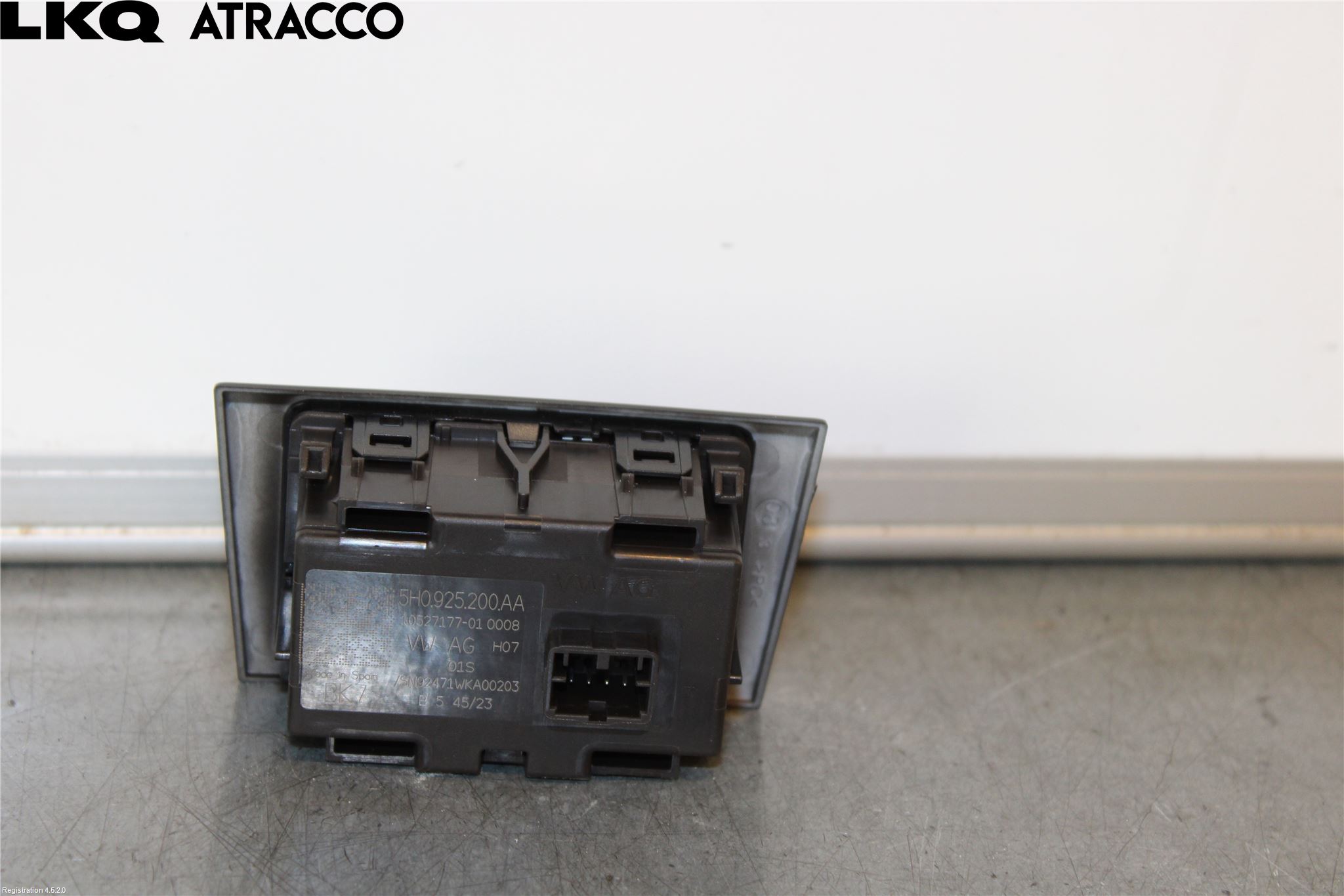 Volkswagen VW CADDY 21- Bryter Varsel (Nødblink)