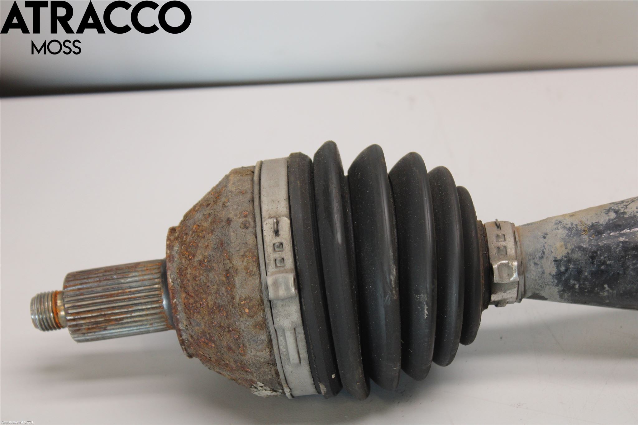 Volkswagen VW POLO 10-17 Drivaksel Foran Kompl Høyre