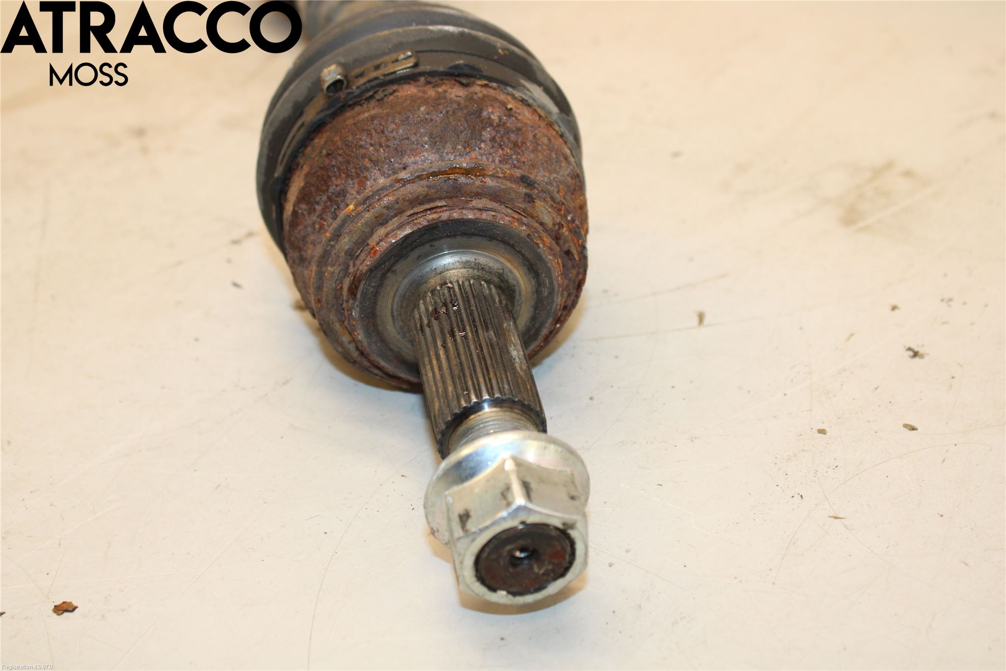 Nissan QASHQAI 14-17 Drivaksel Foran Kompl Venstre