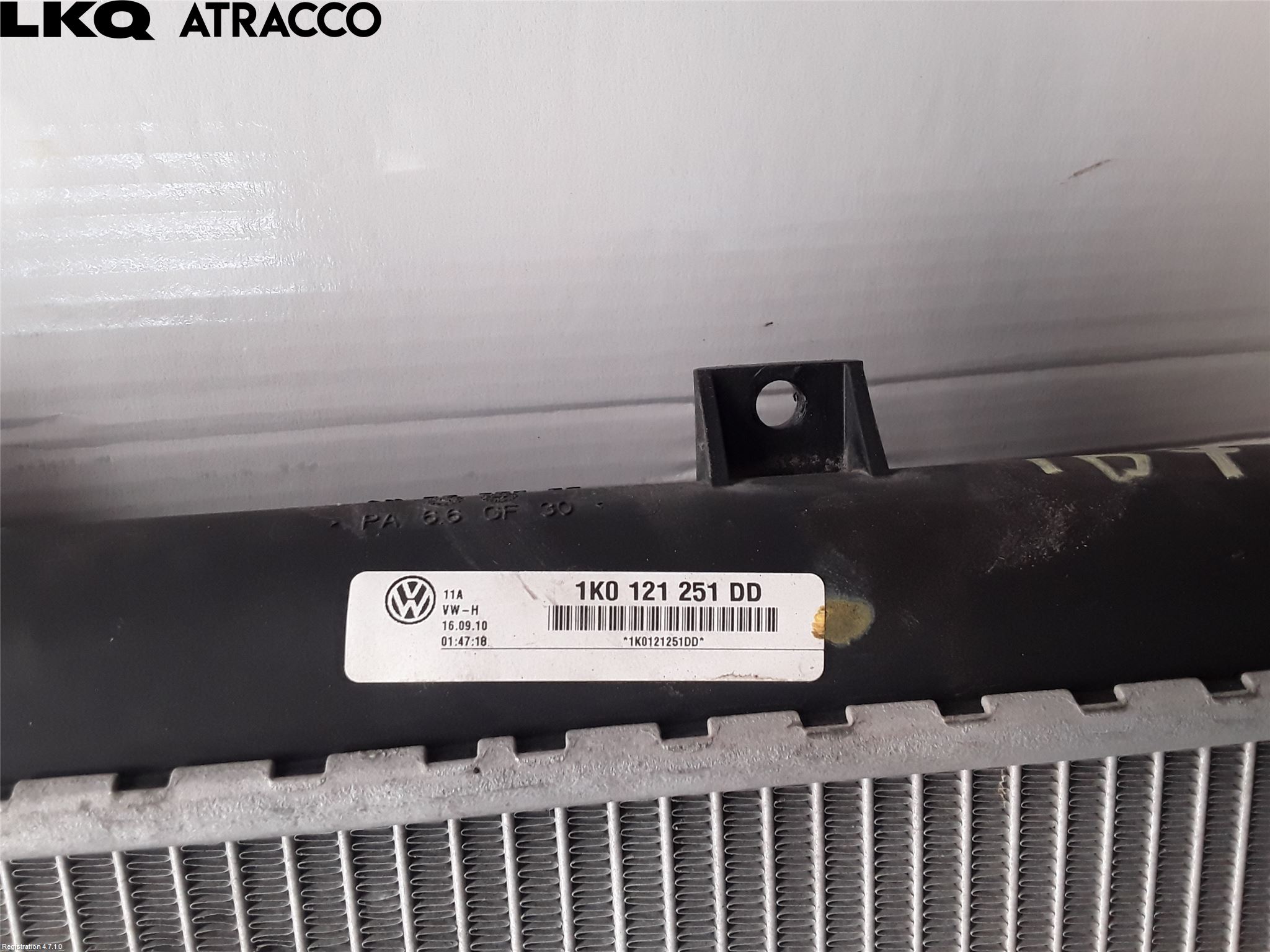 Volkswagen VW GOLF VI 09-13 Radiator Automat