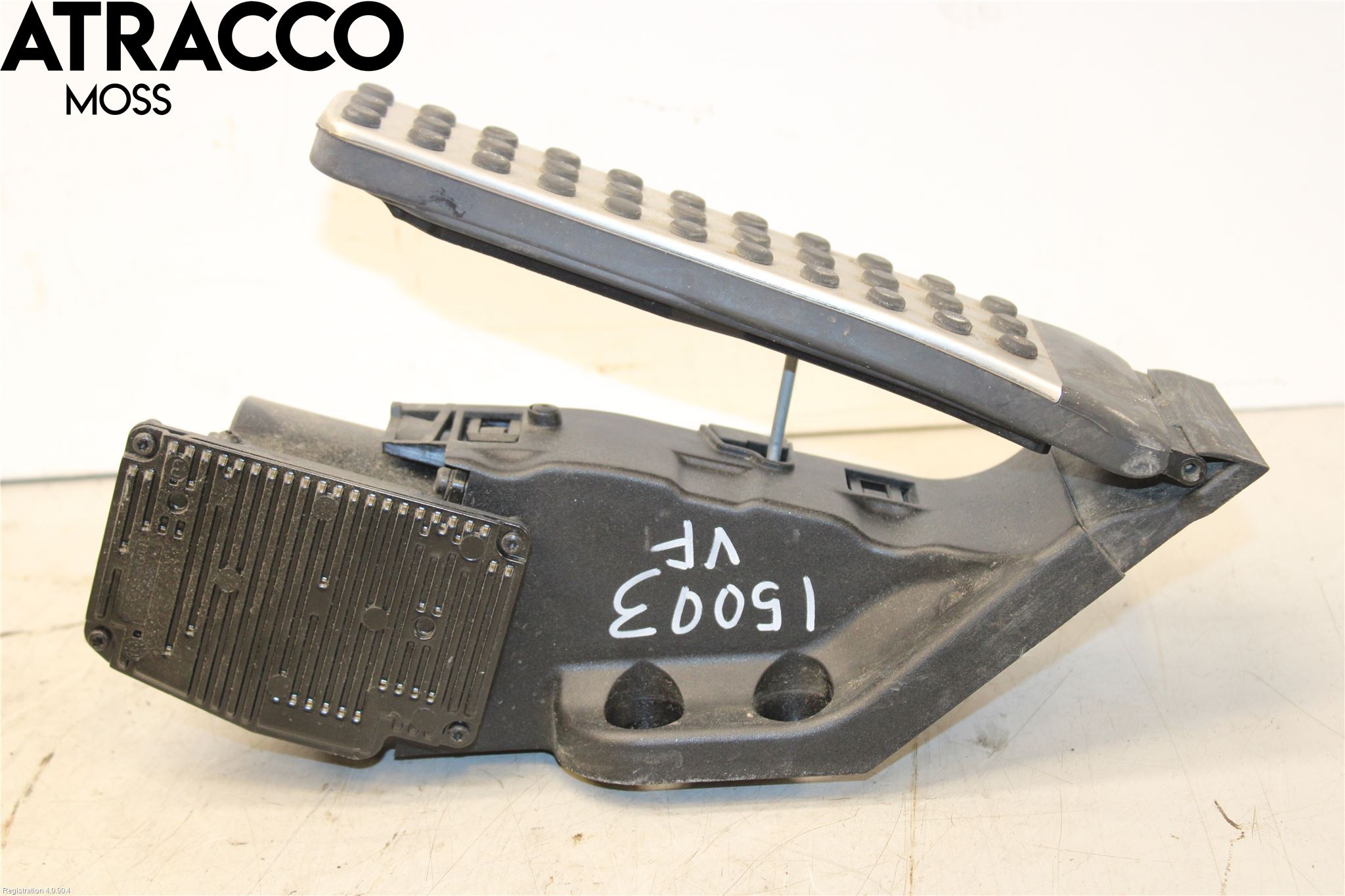 Mercedes-Benz MB C-KLASS (W205) 14-21 Gasspedal