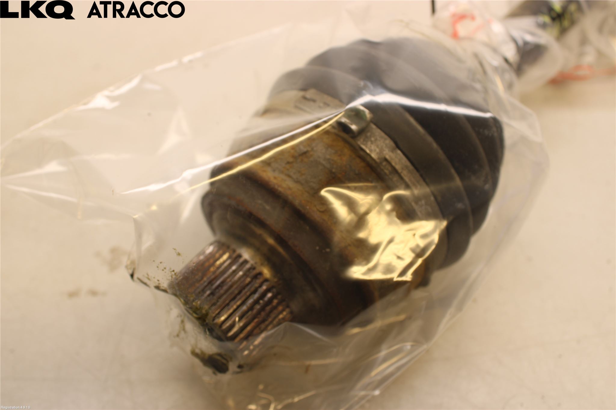 Audi A6 ALLROAD 12-18 Drivaksel Foran Kompl Venstre