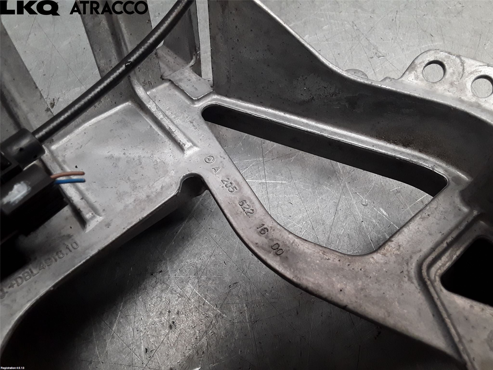 Mercedes-Benz MB C-KLASS (W205) 14-21 Frontlykt Hus