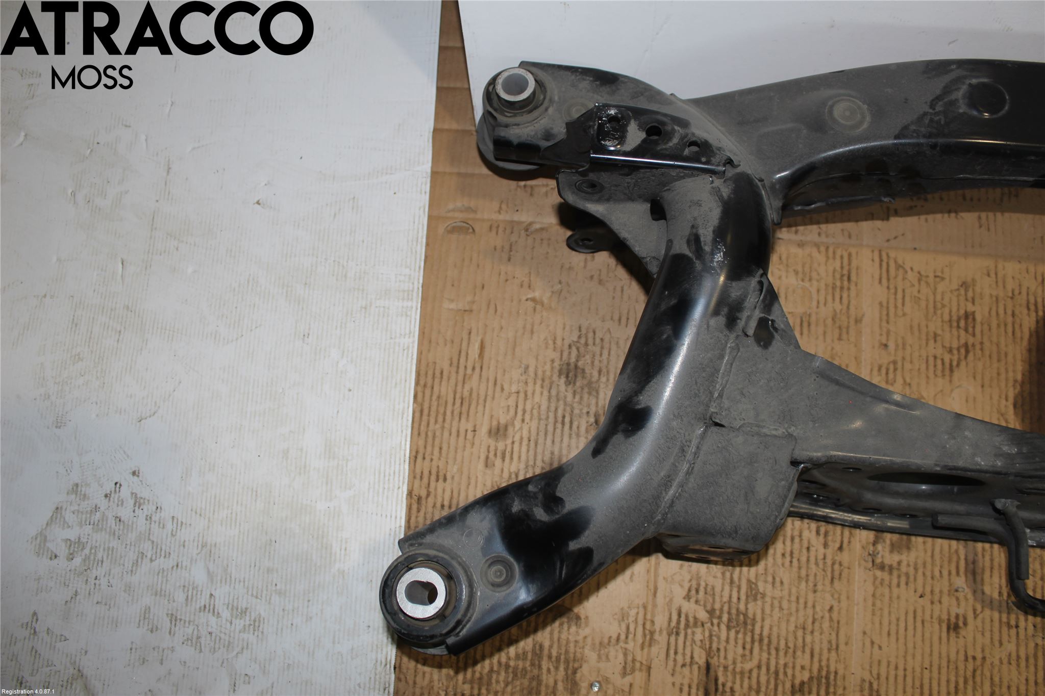 Toyota RAV4 19- Bakaksel Feste Travers-Ramme