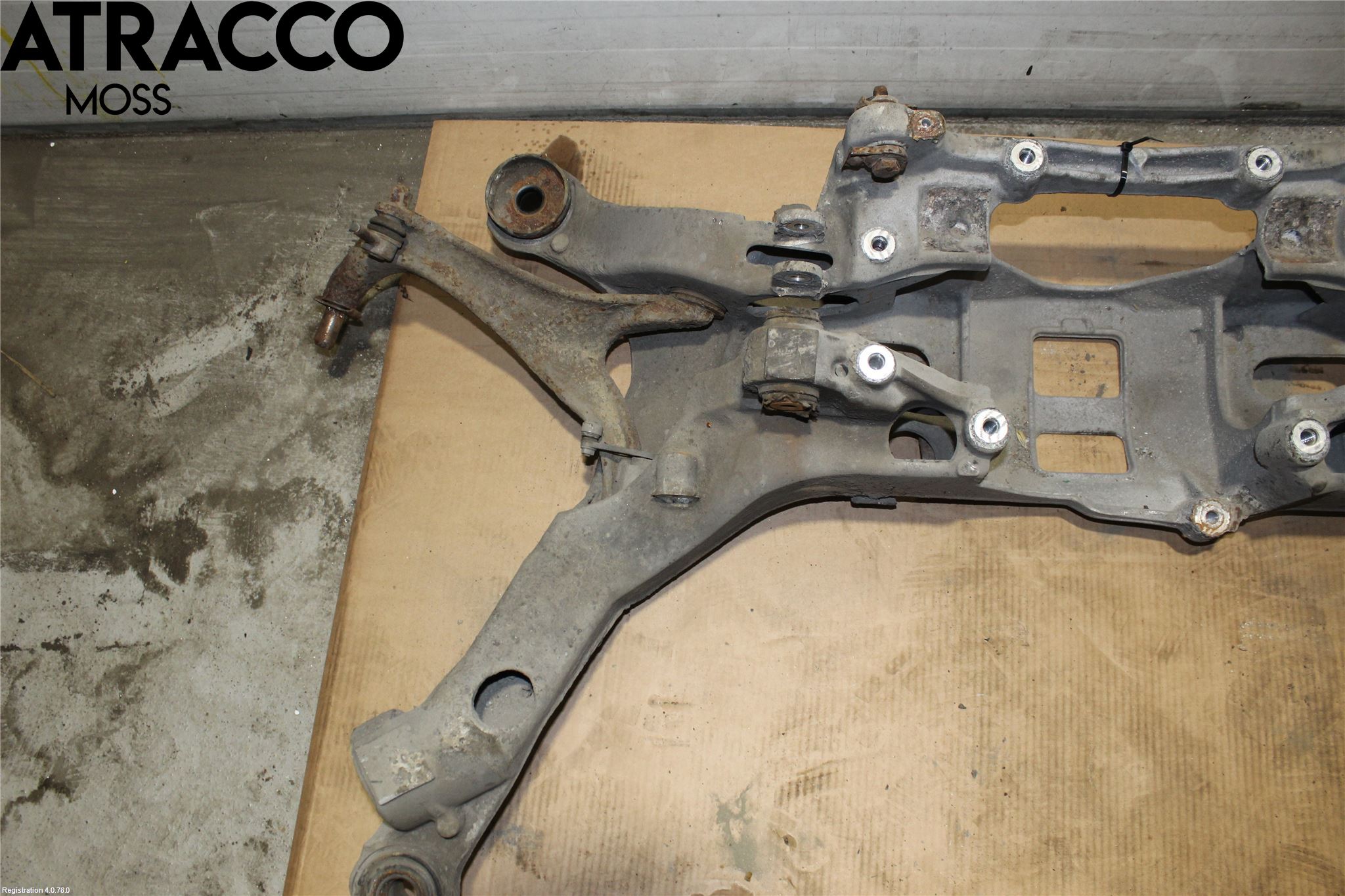 Volvo XC70 05-07 Bakaksel Feste Travers-Ramme