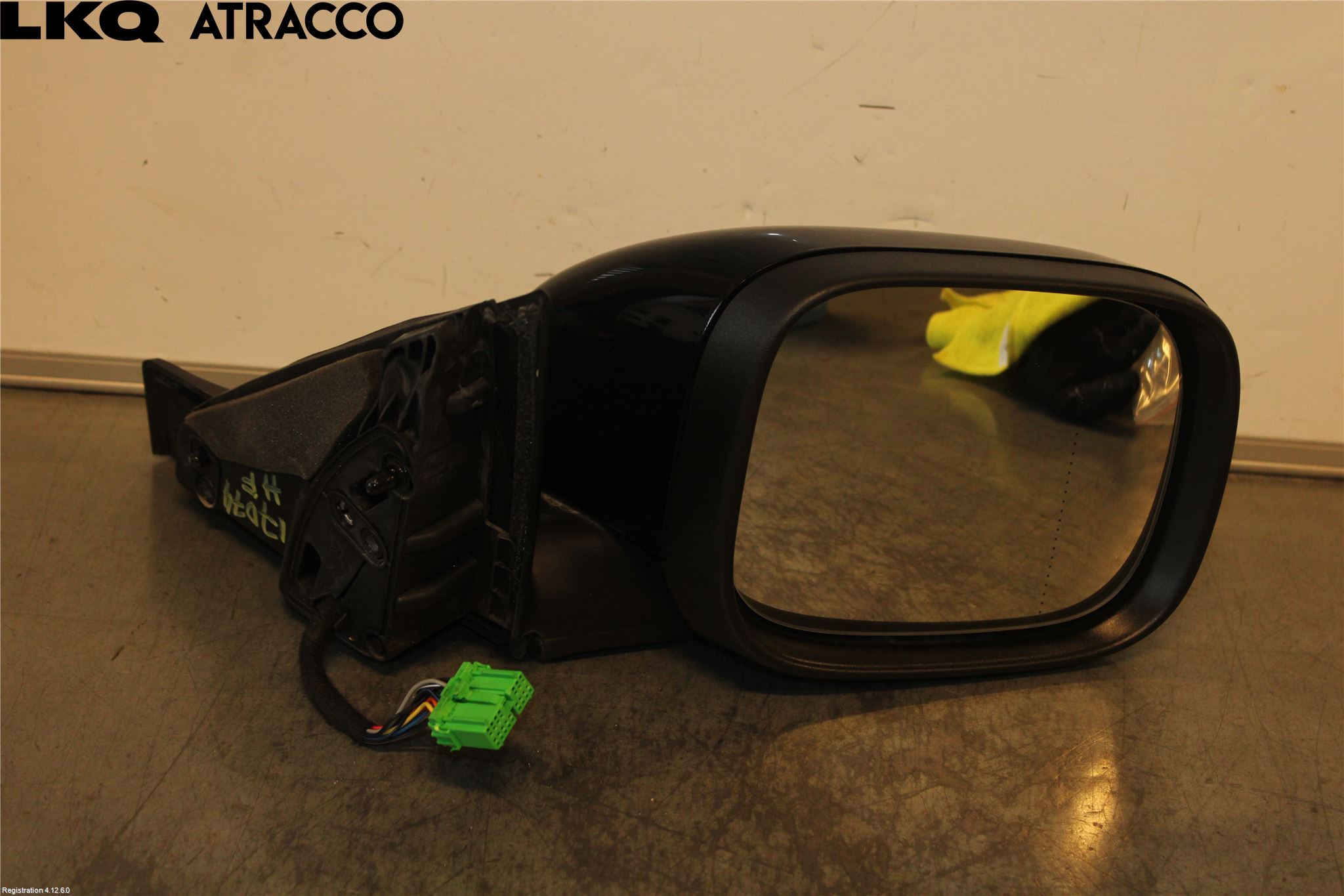 Volvo XC70 14-16 Speil H M-El Justering