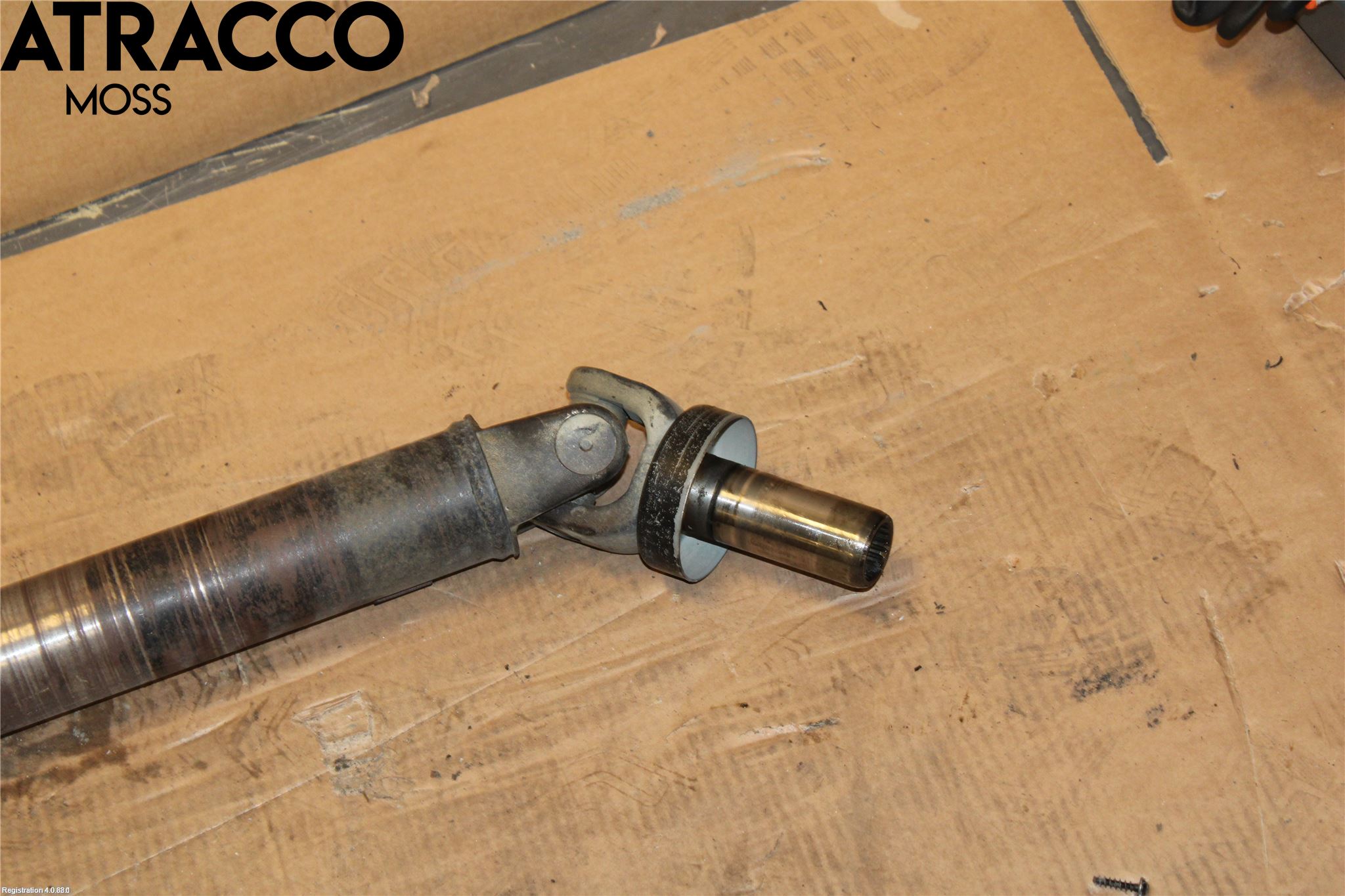 Toyota HI-ACE 06-12 Mellomaksel Kompl