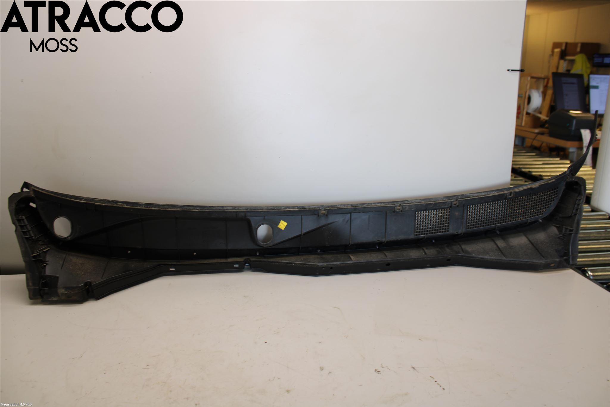 Nissan E-NV200/EVALIA Visker Deksel-Grill-Under Frr